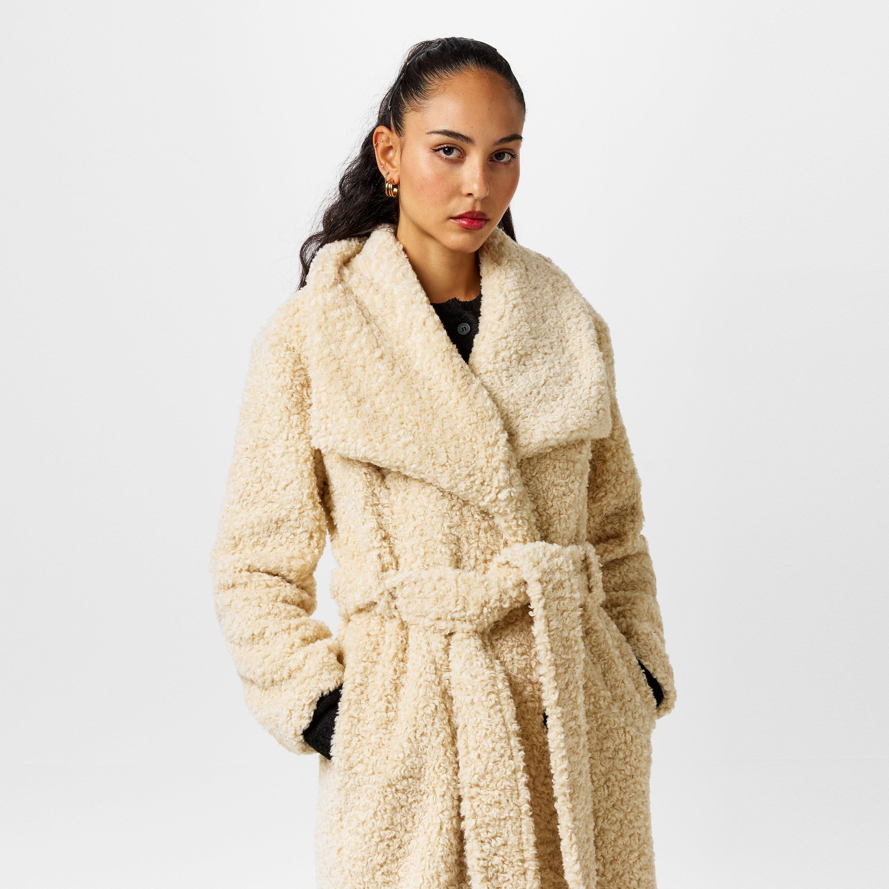 Neutral - Pretty Lavish - Women's Mahli Mid-Length Long Sleeve Lapel Teddy Coat - 4