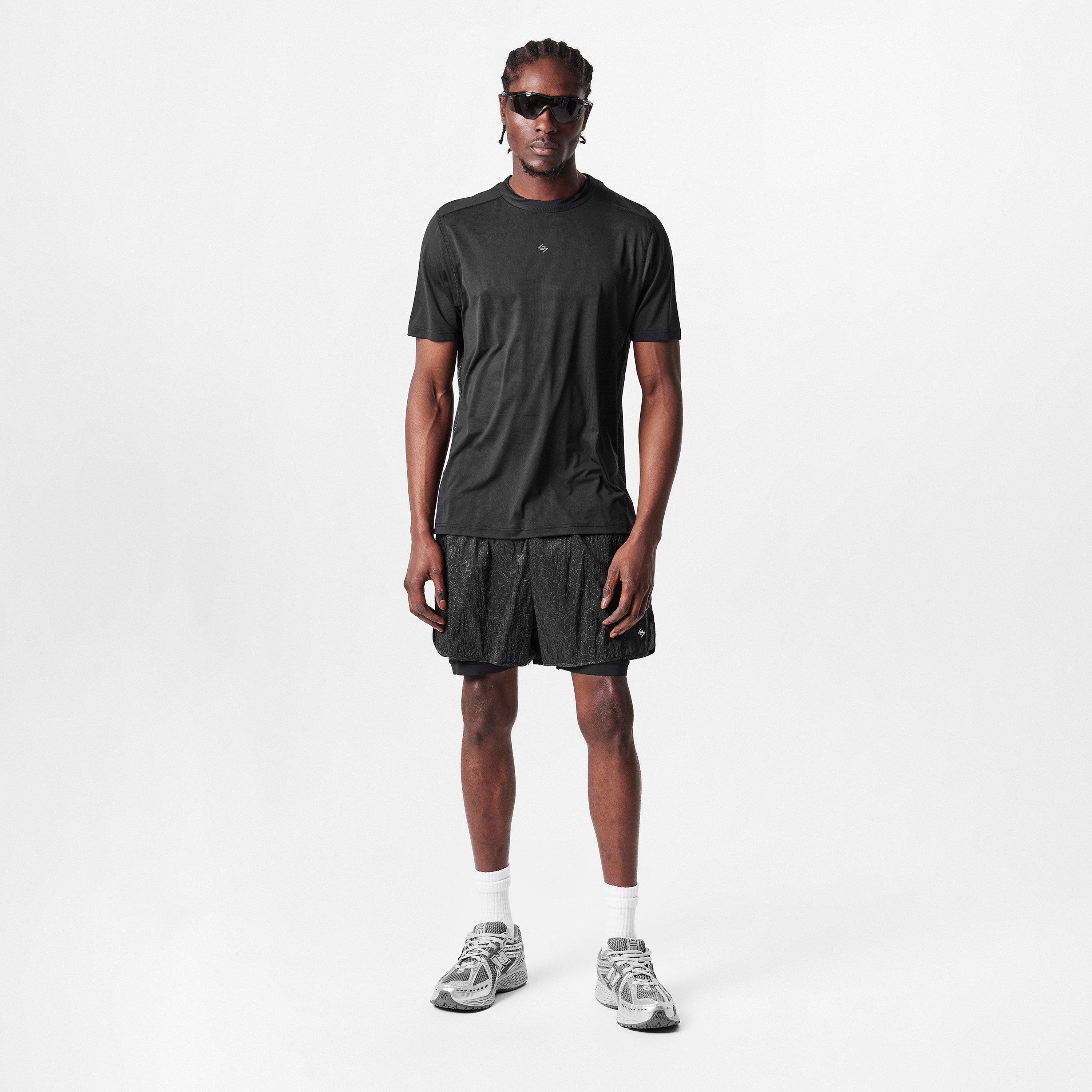 Black - Represent 247 - Men's Contour Run Short-Sleeve Performance Gym Top - 6