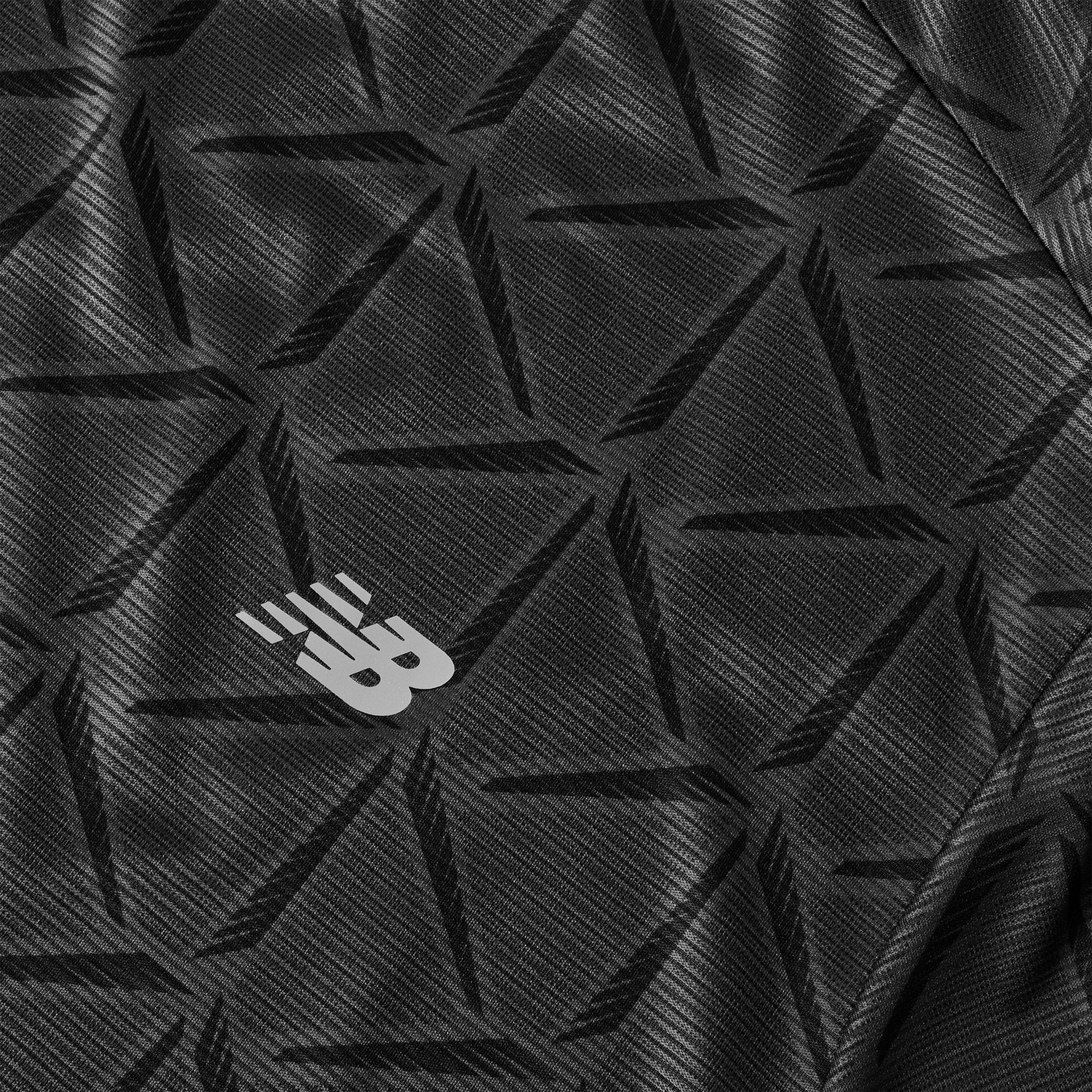 Black - New Balance - NB Print Tee Sn62 - 5