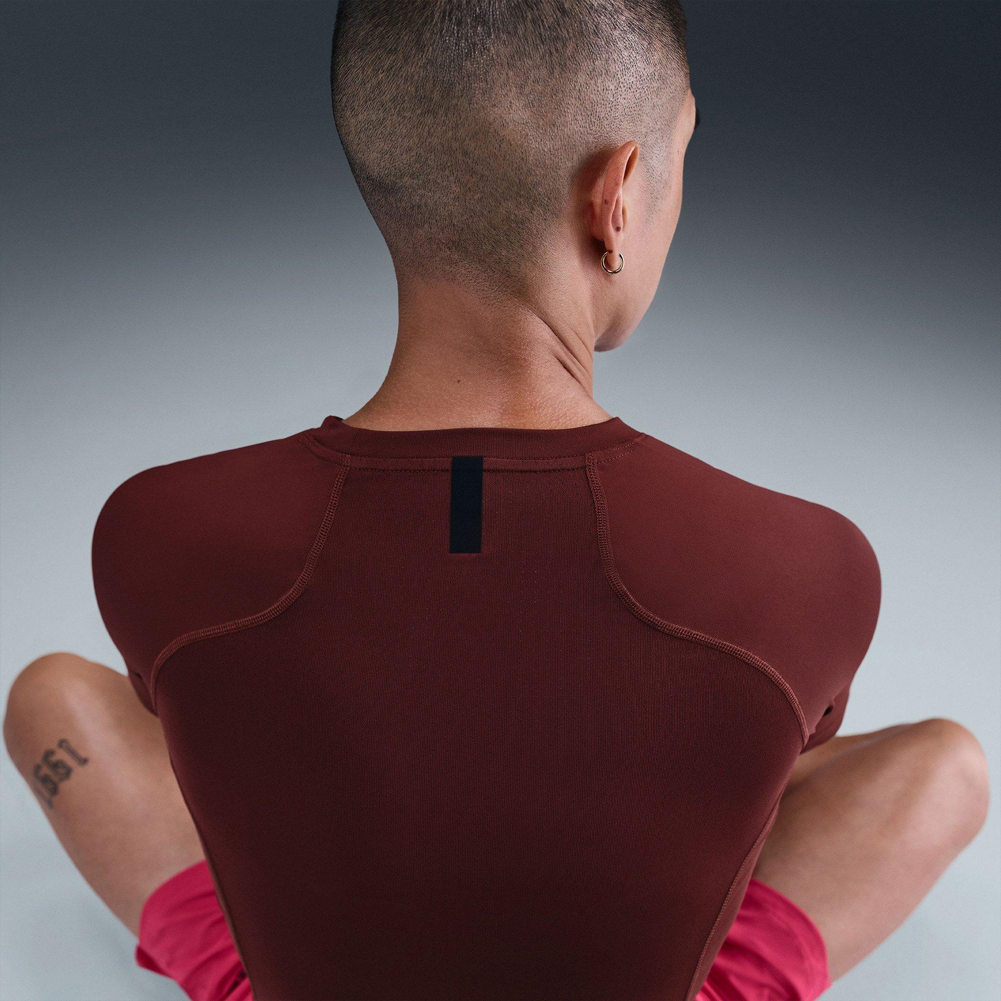 Dark Red/Black - Nike - Nike Df Npt Ss Top Sn00 - 4