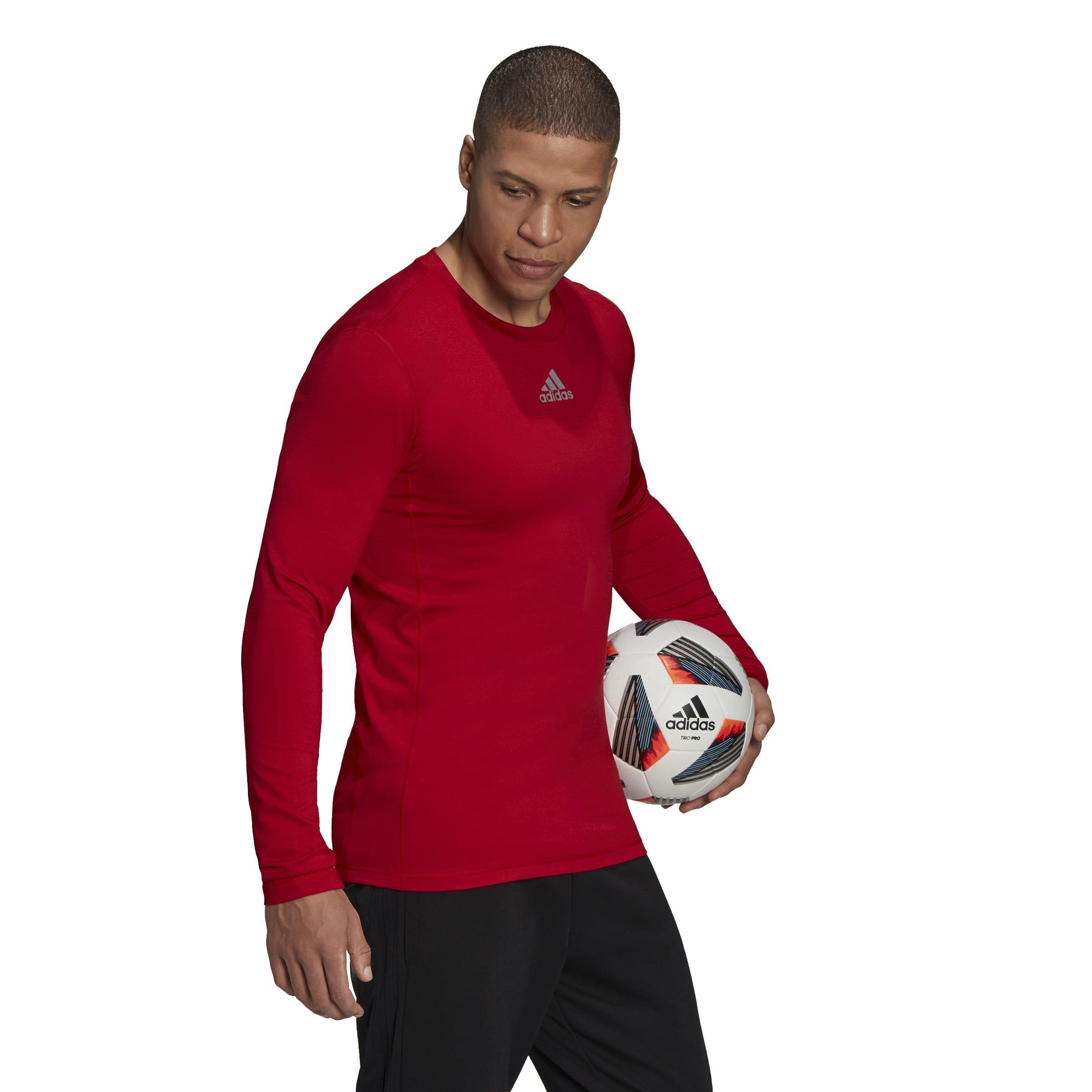Rot - adidas - Techfit Warm Long-Sleeve Top Mens - 6