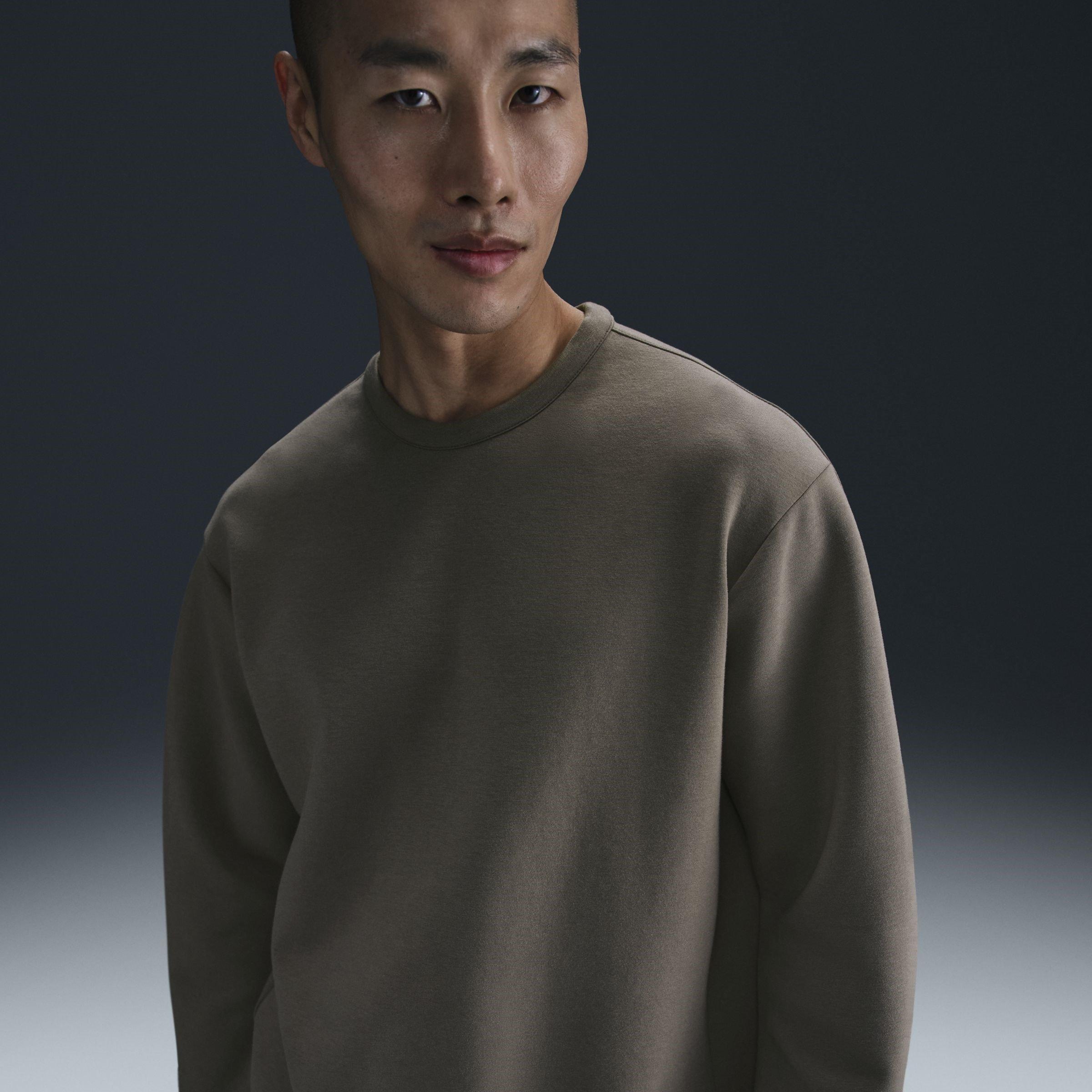 Cave Stone - Nike - 24.7 Impossiblysoft Crew Sweatshirt - 1