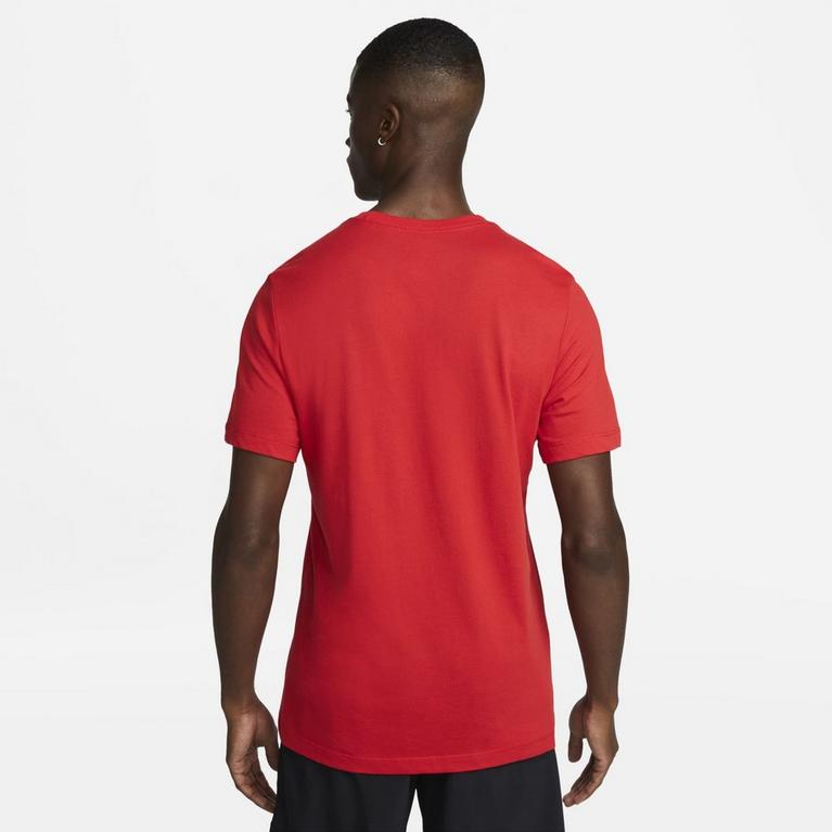 Rouge universitaire - Nike - Nike Sportswear will launch the first set of - 2