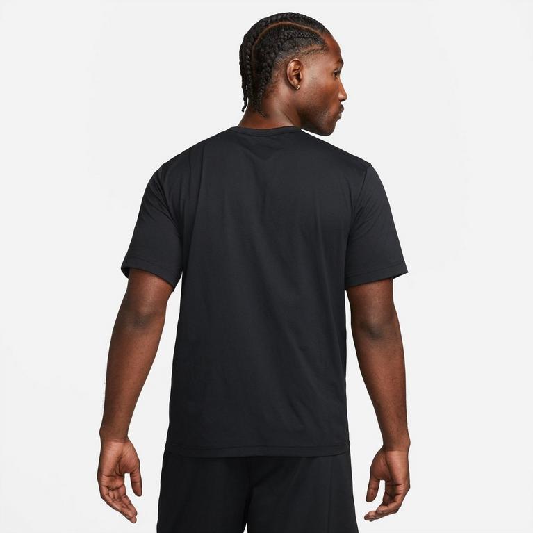 Noir - Nike - Dri-FIT UV Hyverse Men's Short-Sleeve Fitness Top - 2