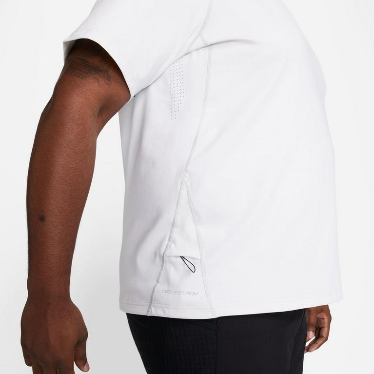Blanc - Nike - Dri-FIT ADV A.P.S. Mens Short-Sleeve Fitness Top - 12