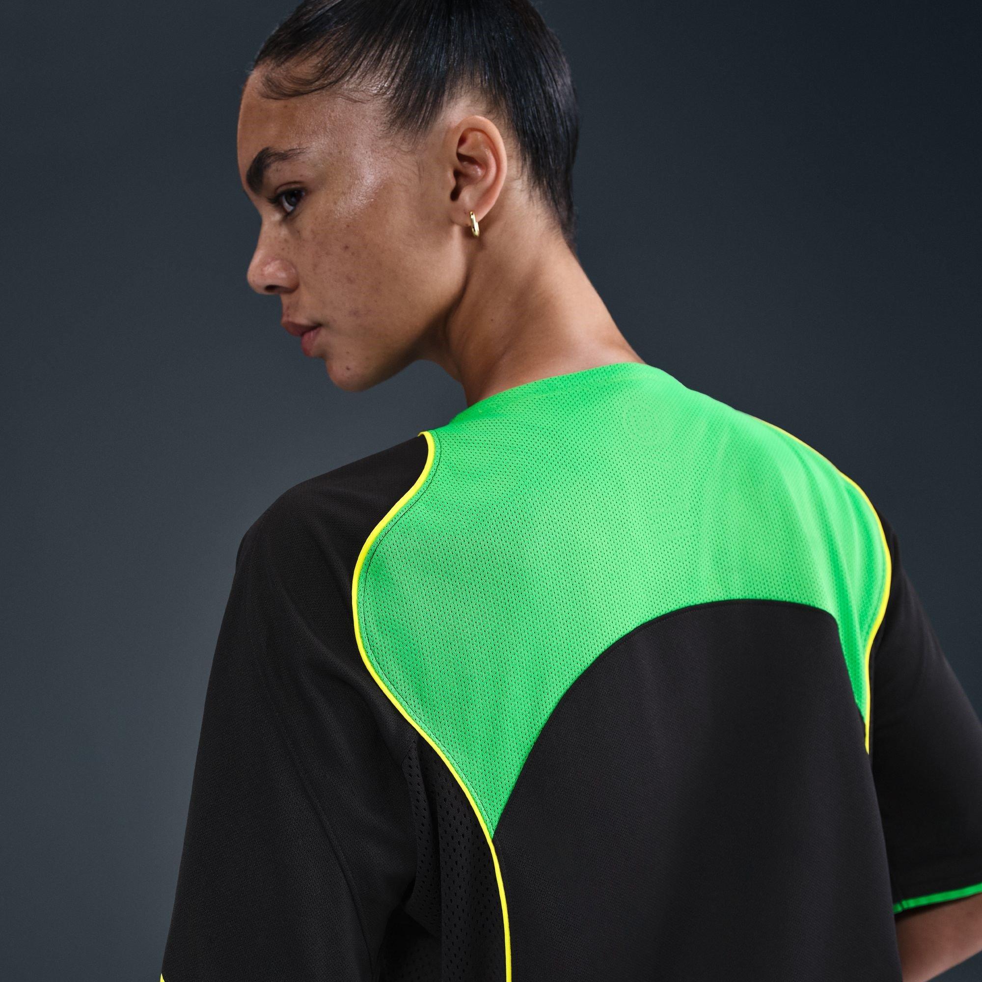 Black/Green - Nike - Total 90 Energy Shirt Adults - 14