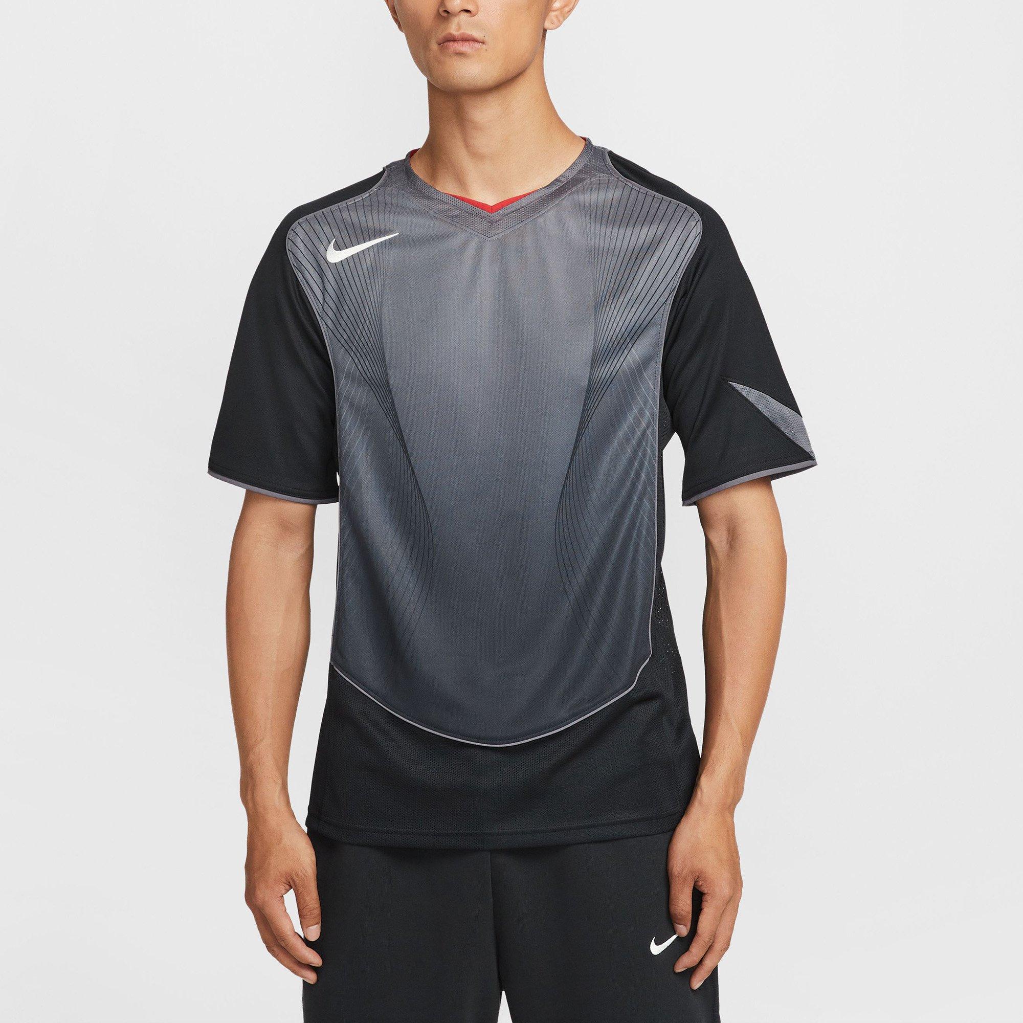 nike t shirt totalsports