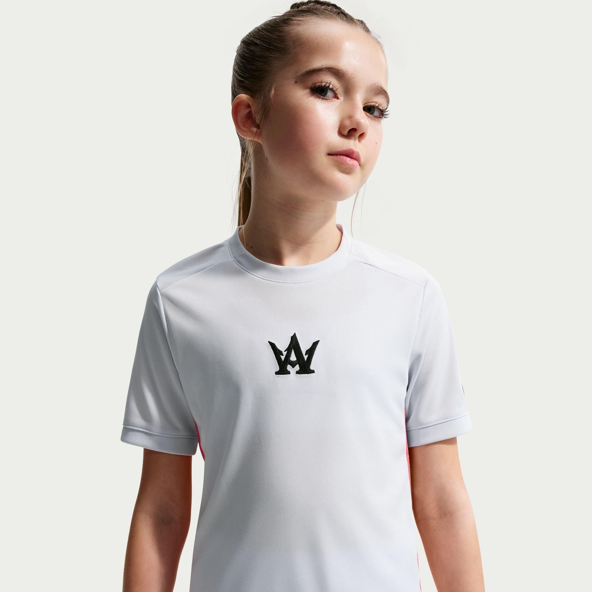 Platnium - Nike - Unisex Kids' Short Sleeve Performance T-Shirt - 1