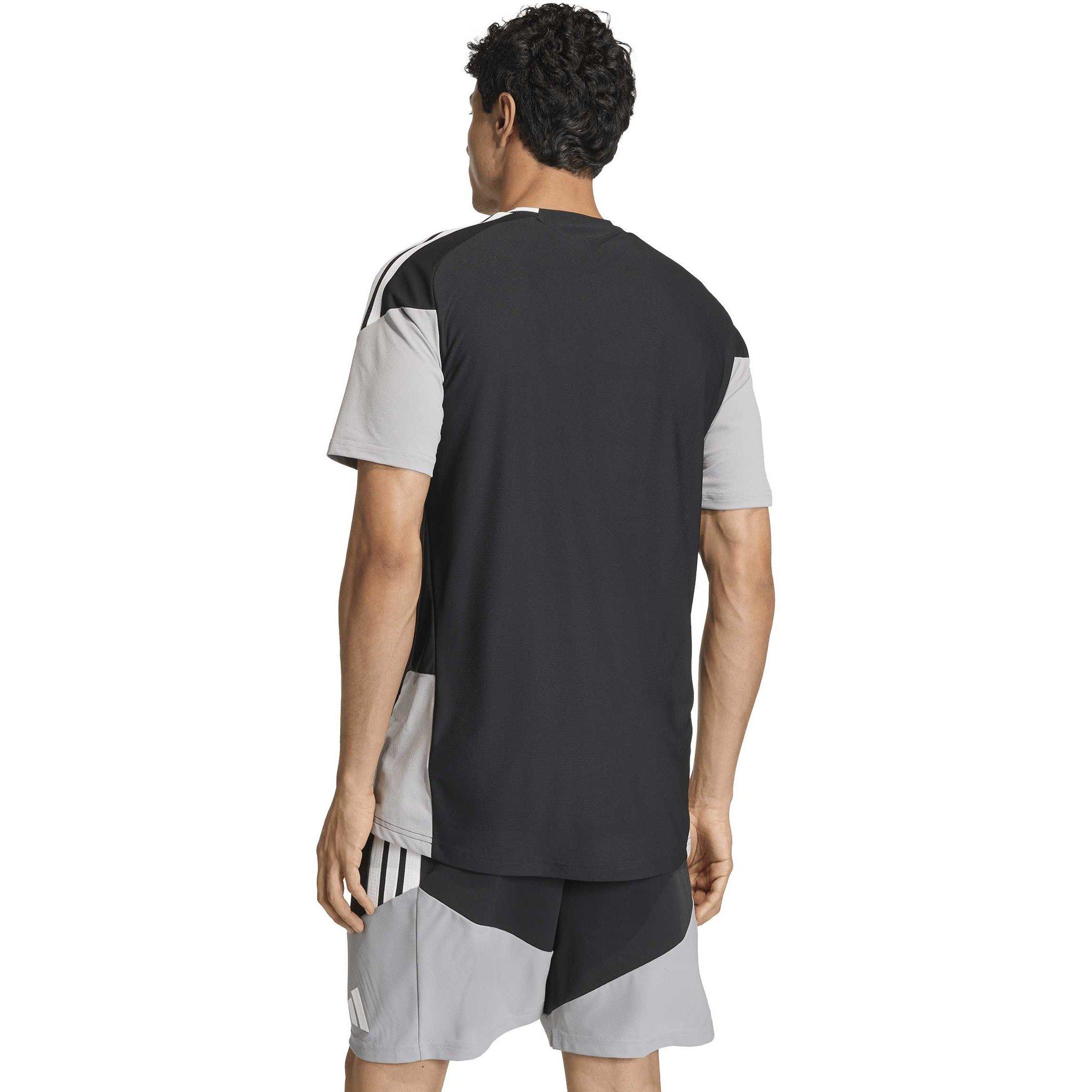 Negro/Claro O - adidas - Adidas Tiro26P Tr Js Sn99 - 4