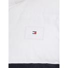 round neck t-shirt in white - Tommy Hilfiger - Alaska Colourblock Puffer Jacket Juniors - 6