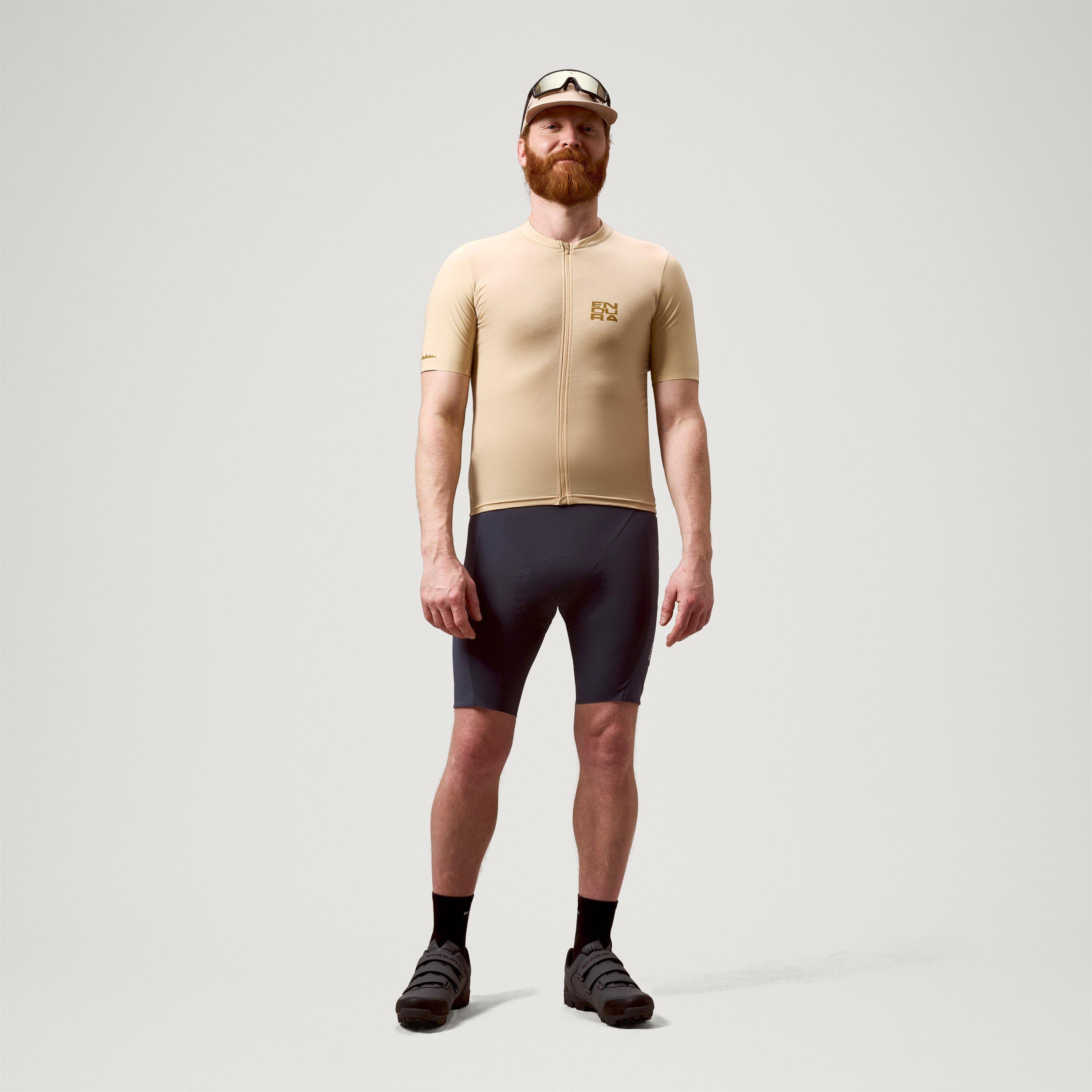 Endura Men's Alltrack Ride Short Sleeve Jersey - Sand - XL