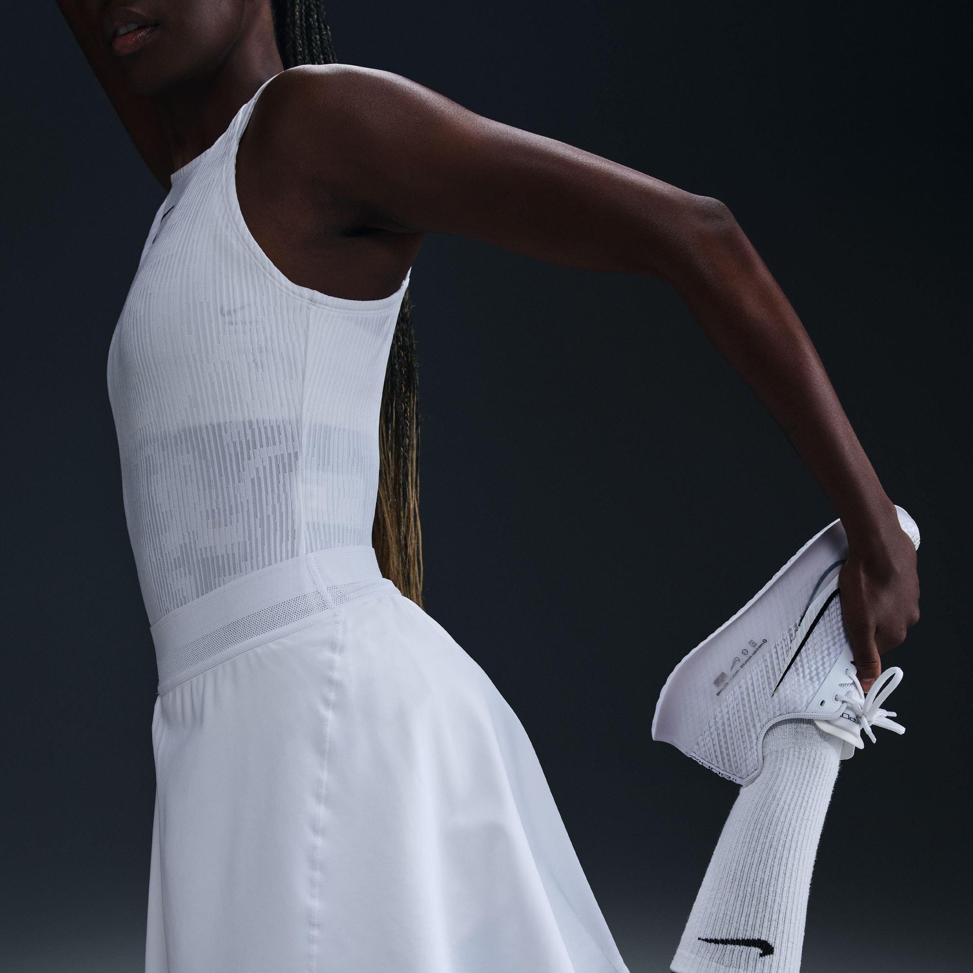 Blanco - Nike - Nike W NKCT DF ADVTG Ld99 - 11