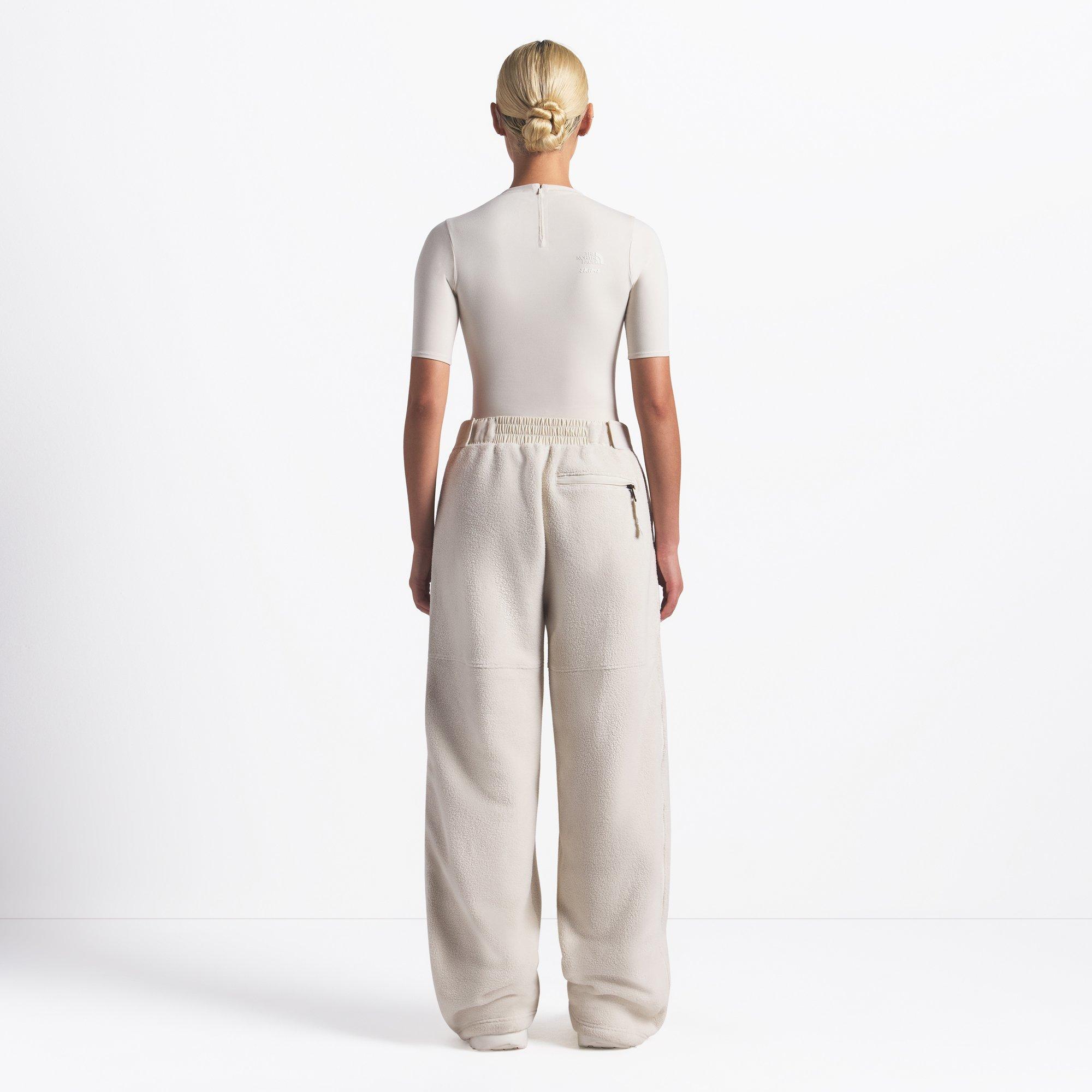 SK Bone - TNF x Skims - Womens 1995 Denali Fleece Straight Leg Pant - 4