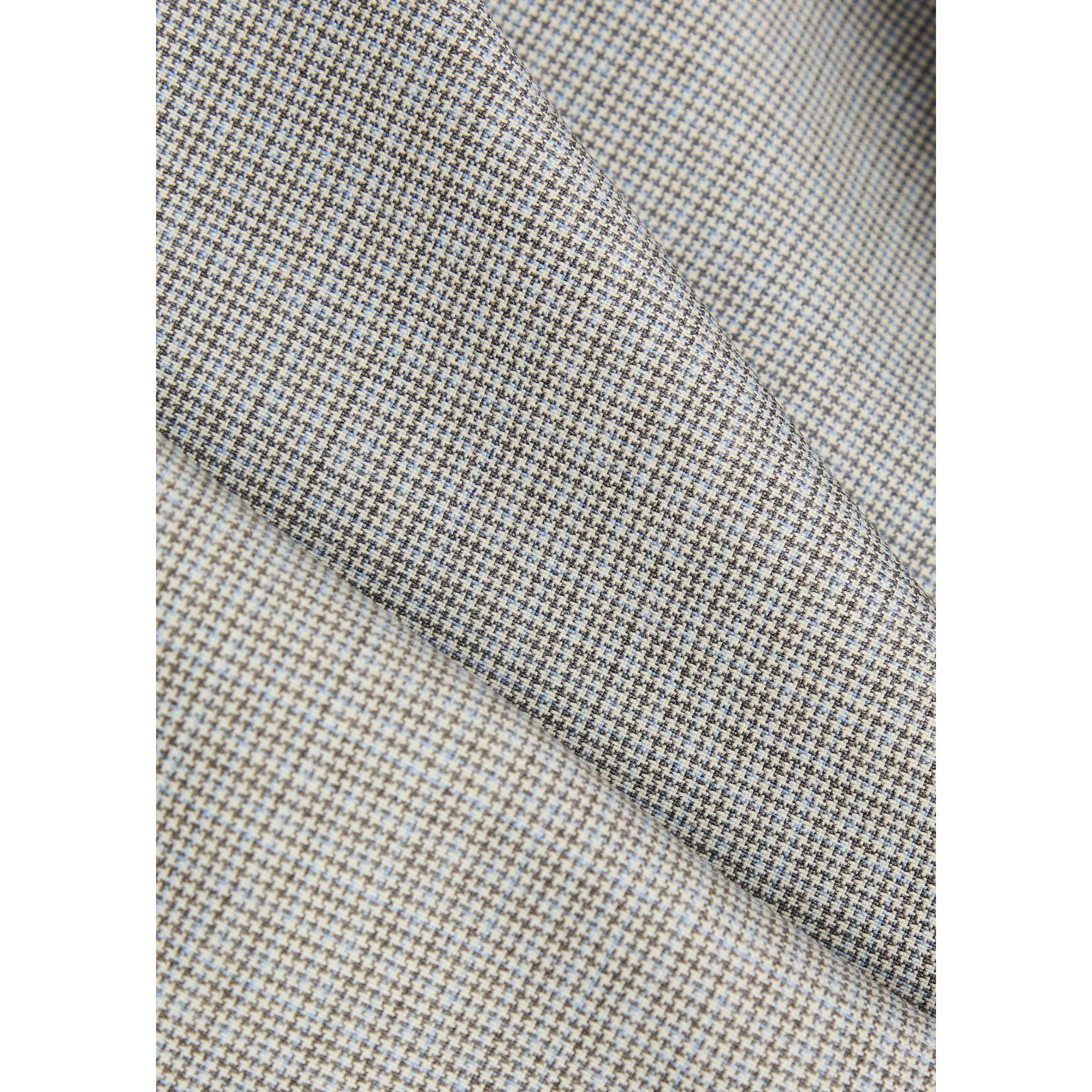 GREY - Boss - HB SUIT - 4