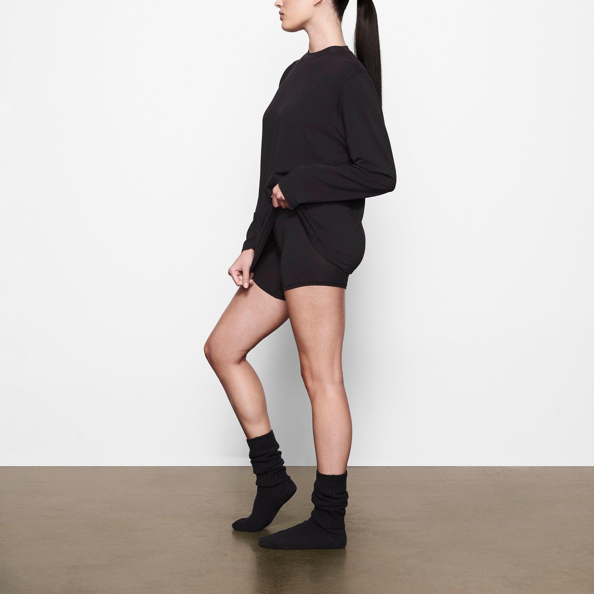 Onyx - SKIMS - Womens Boyfriend Long Sleeve T-Shirt - 3