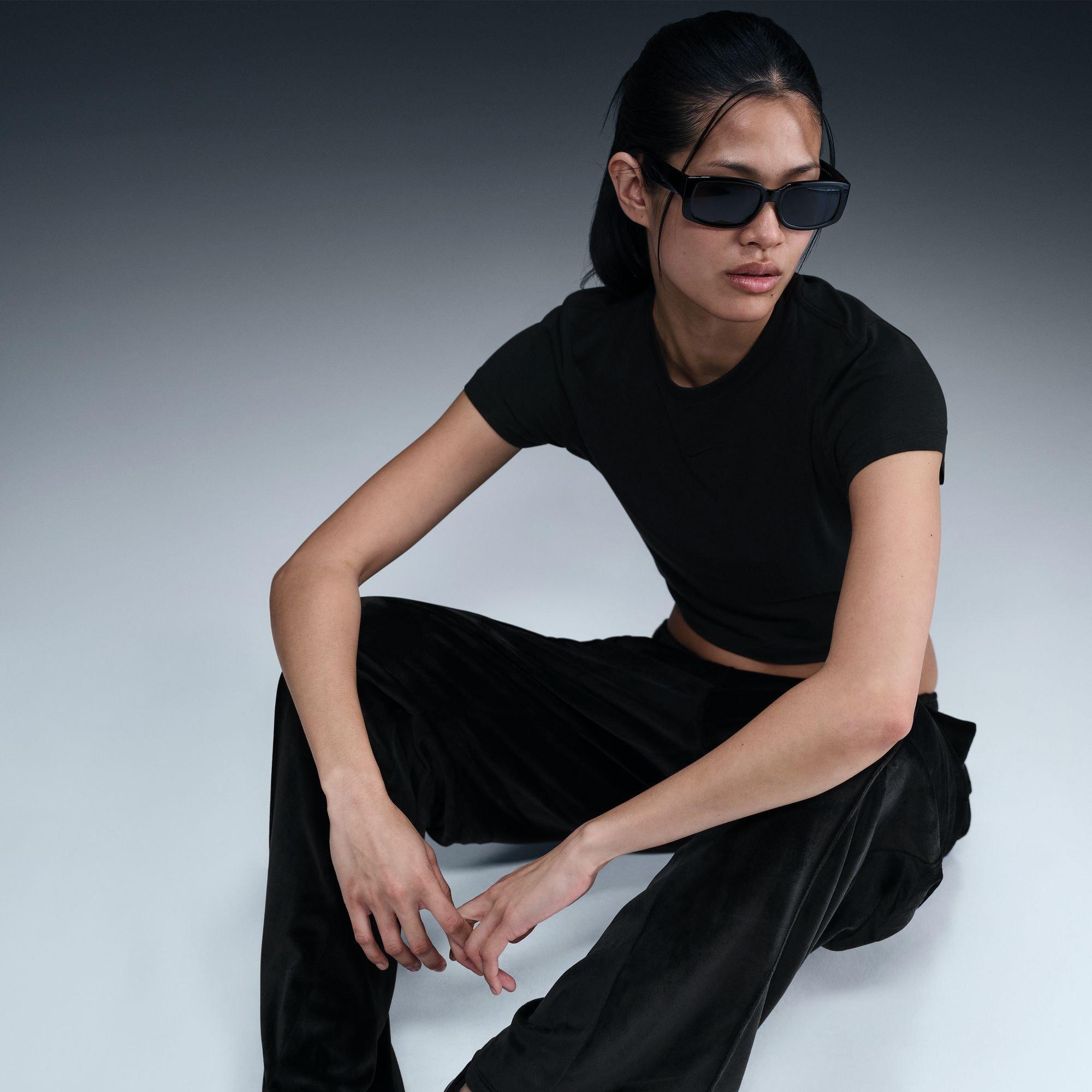Black - Nike - Nike Chill Knit Crop Ld00 - 10