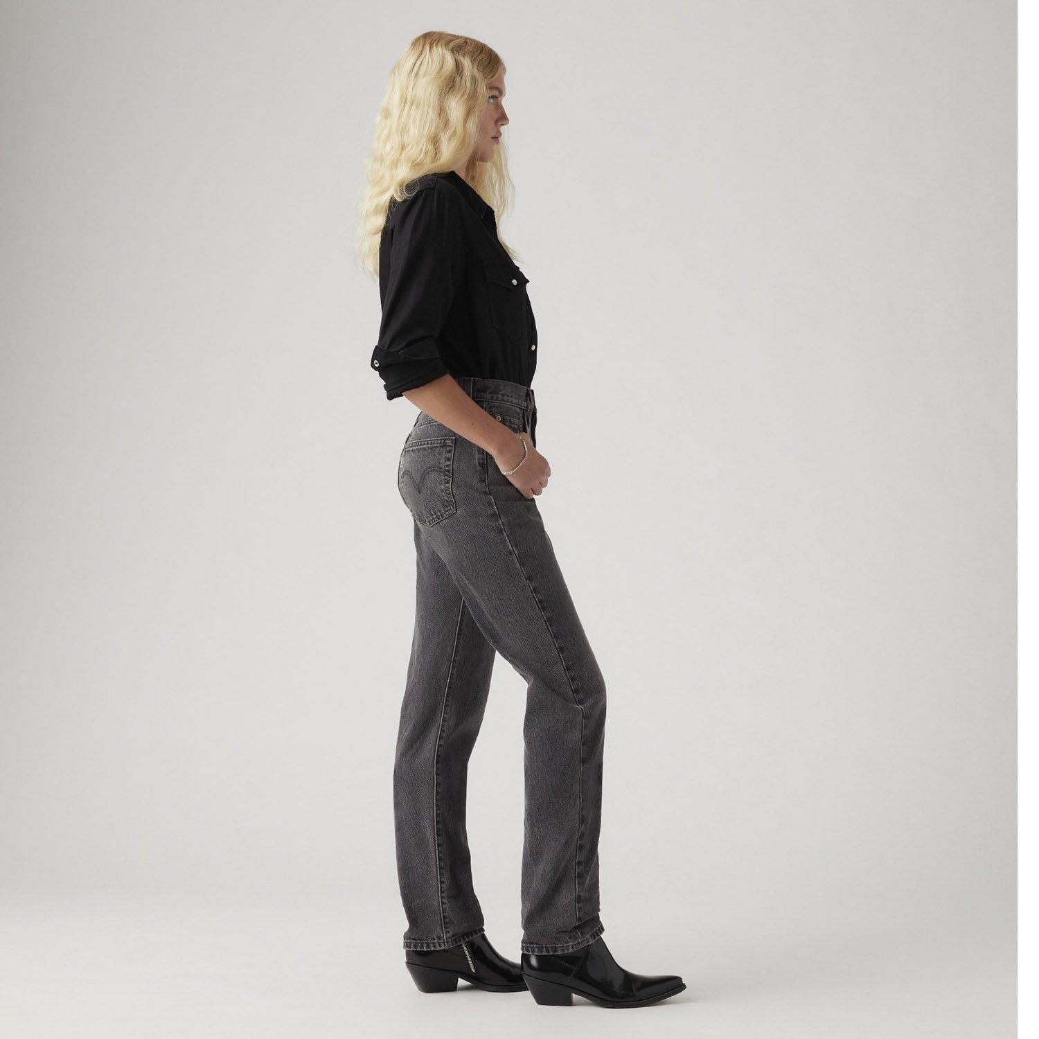 Off Topic - Levis - Women's 501 Straight Leg Jeans - 4