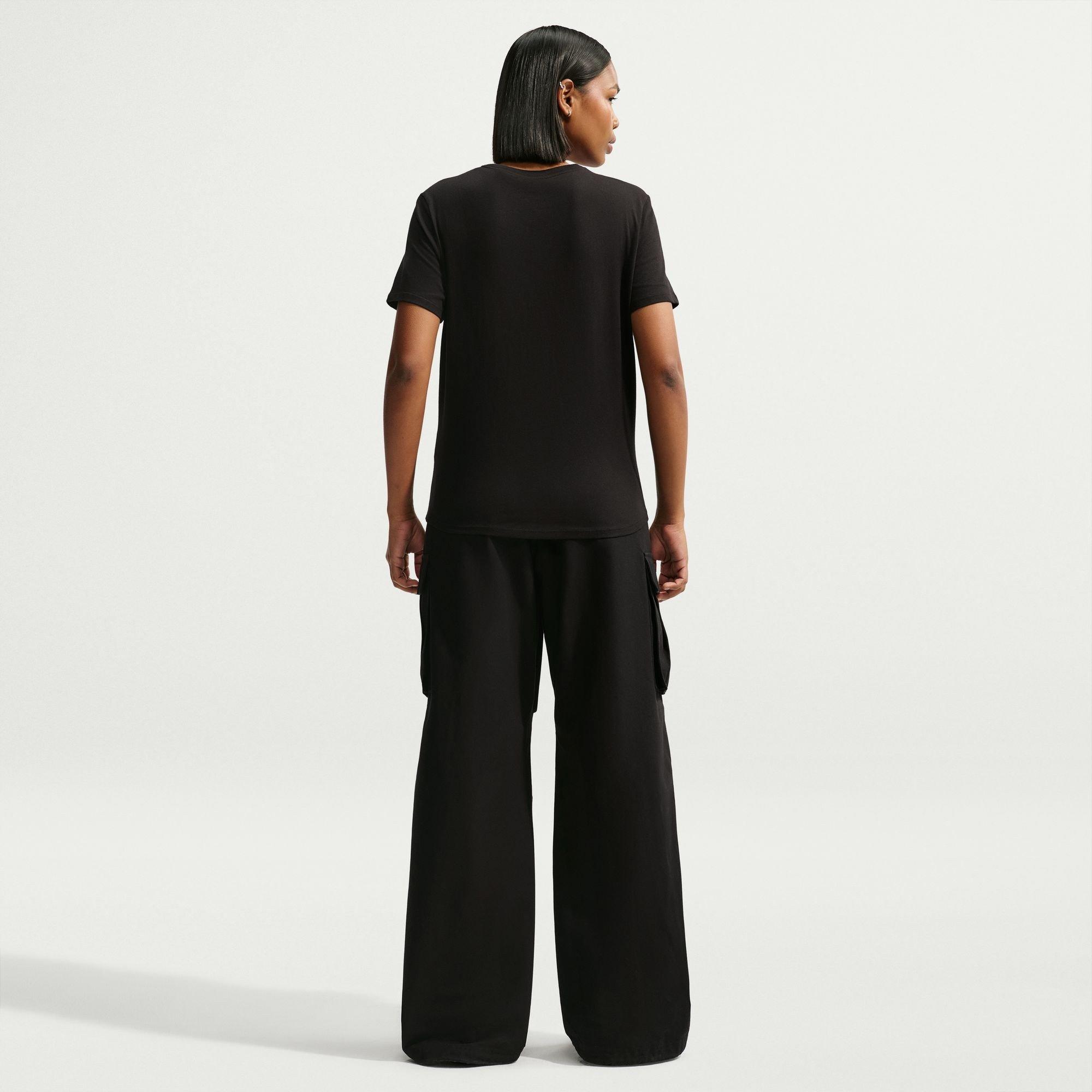 Nero - Nike - Sportswear Women's Club T-Shirt - 5