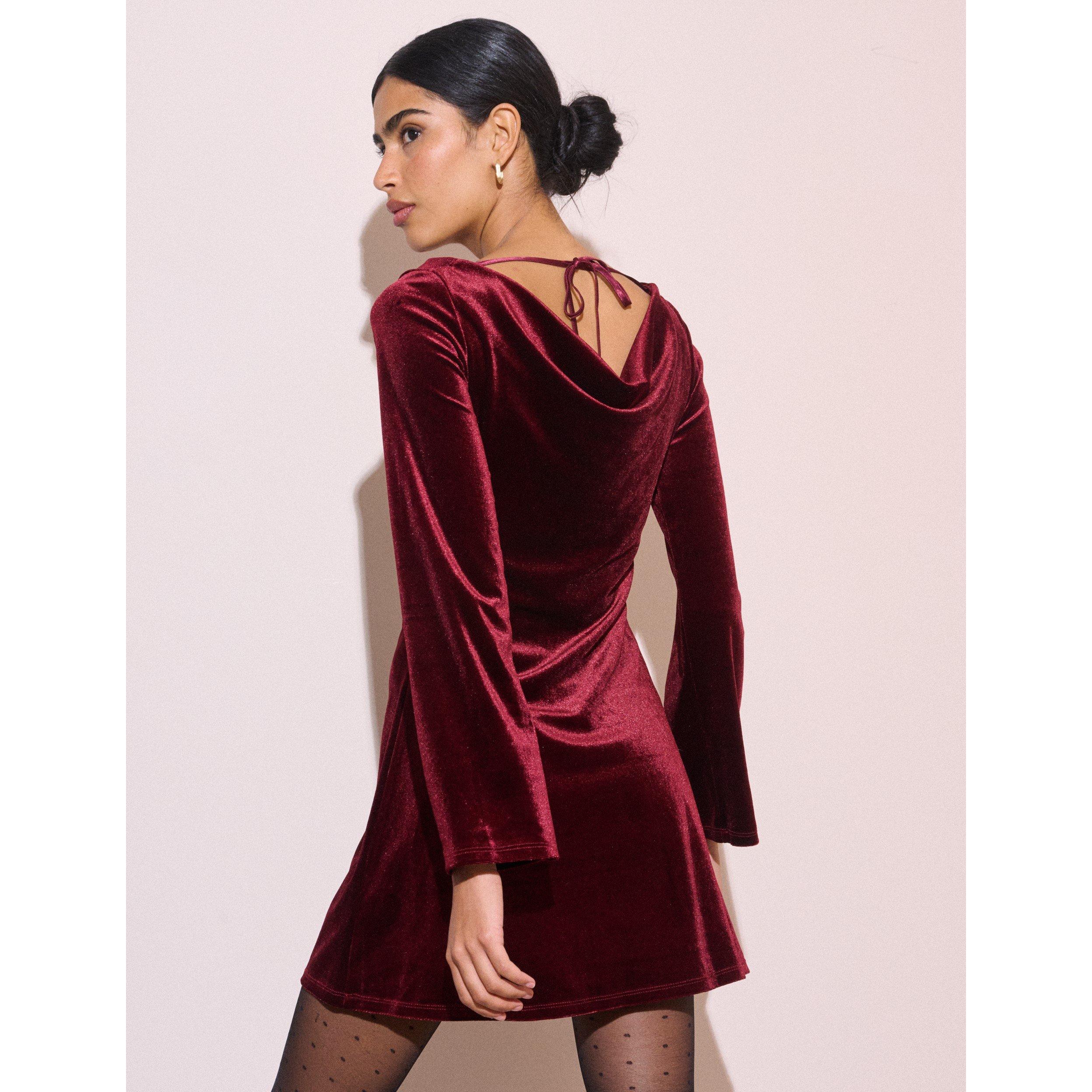 Burgundy - Nobodys Child - NC Leighton Mini Ld71 - 2