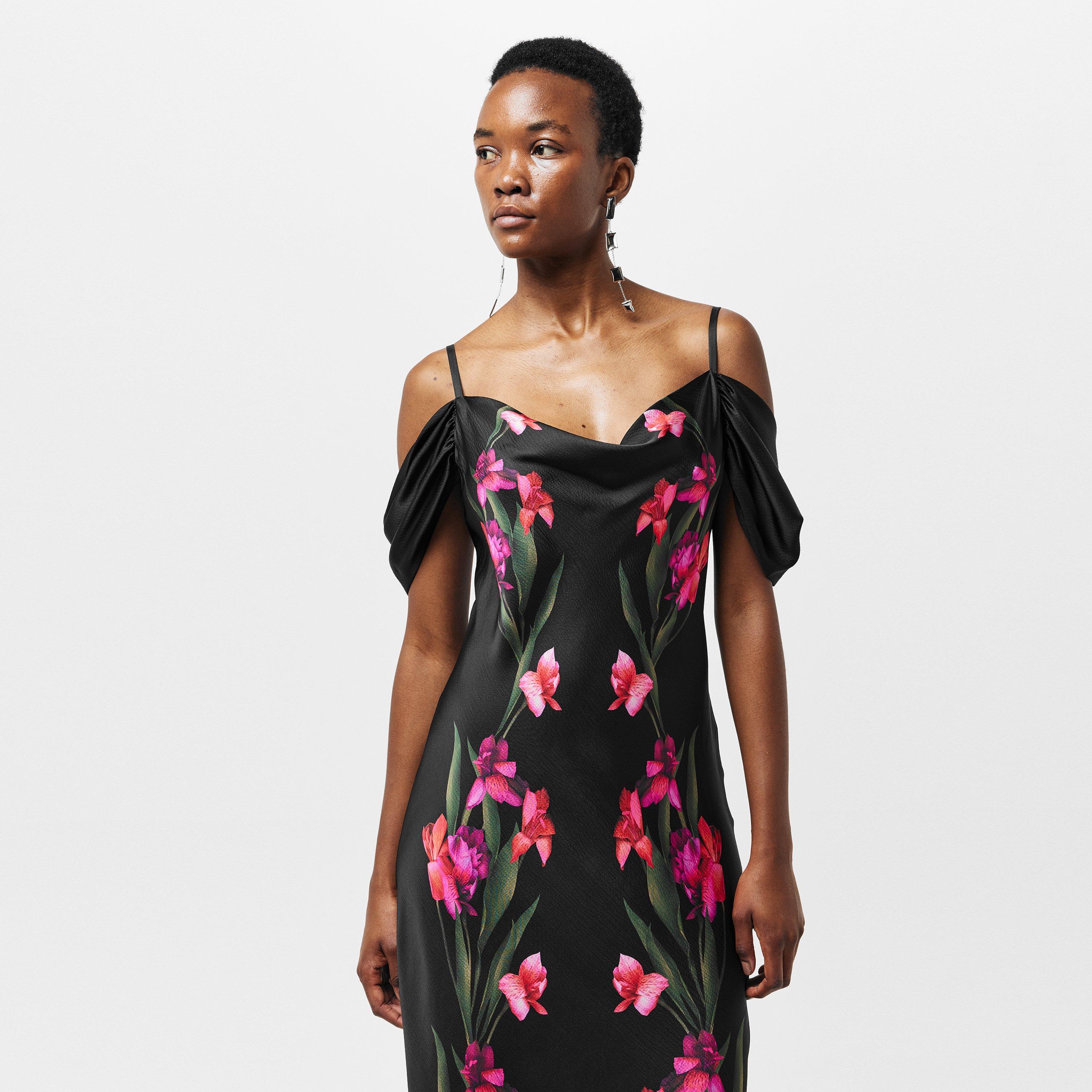 ted baker black satin dress Women "Ted Baker" black long sleeveless satin gown. Size 3. P.O