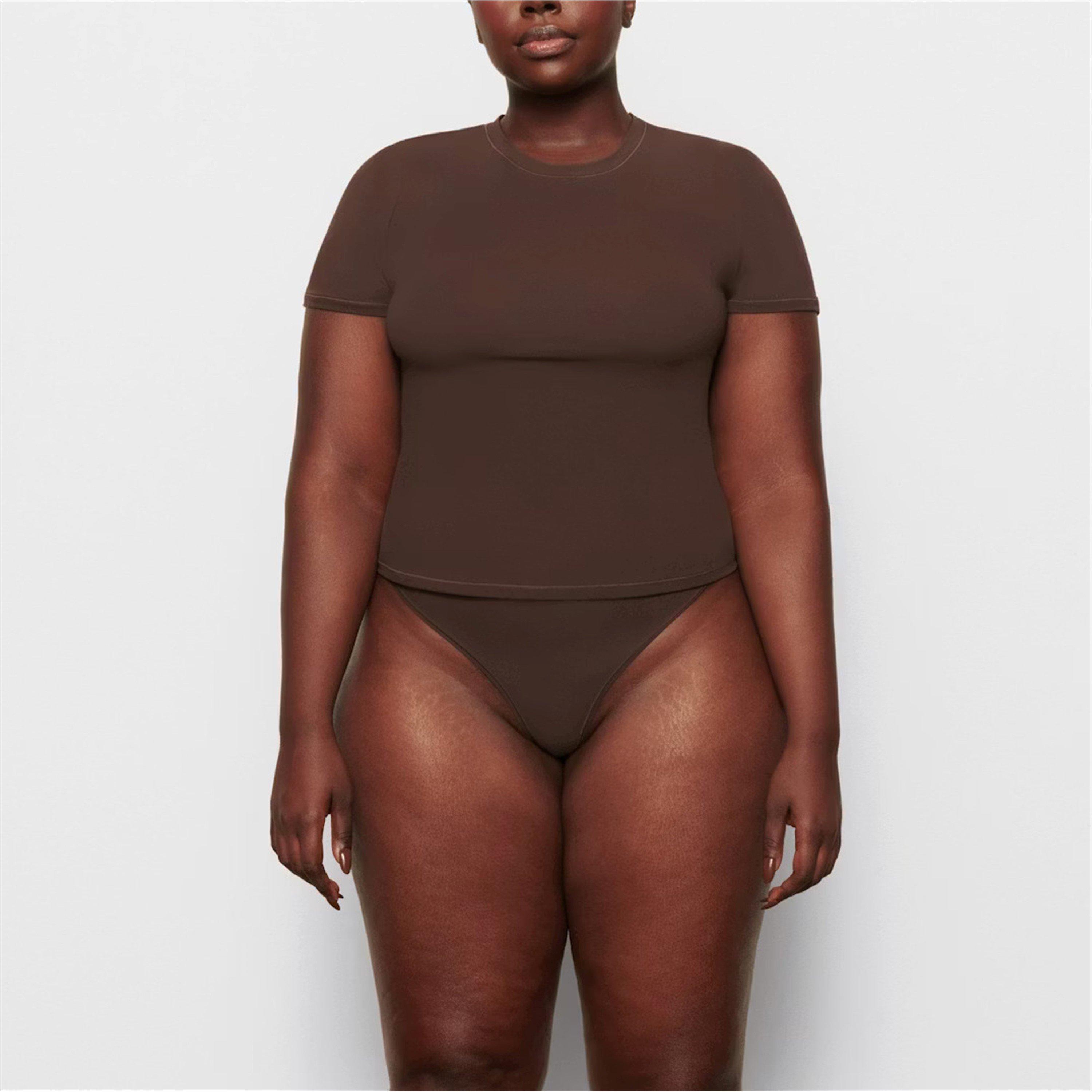 SKIMS Womens Fits Everybody Short-Sleeve Tee - Cocoa - Size 12 (M)