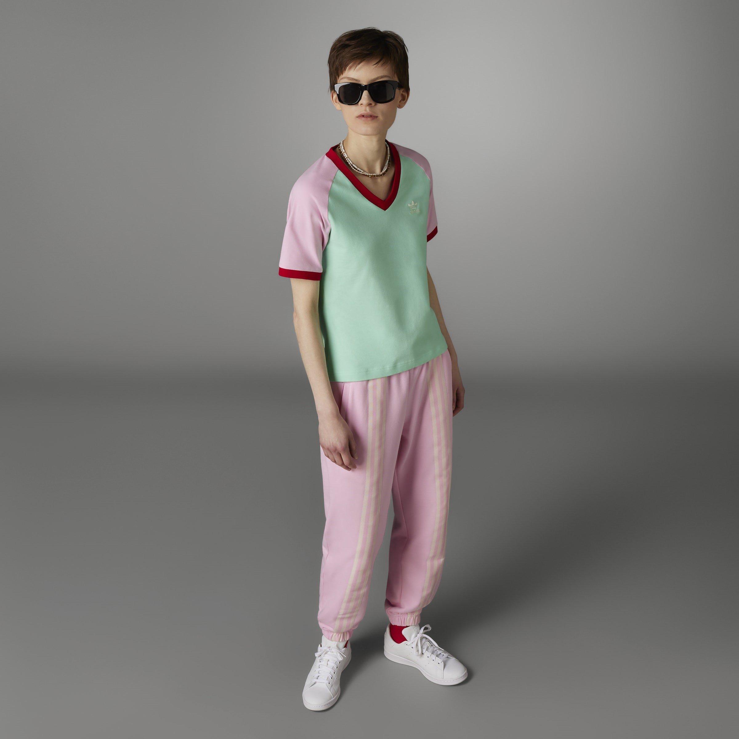 Easgrn - adidas Originals - Regular Fit V-Neck T-Shirt - 15