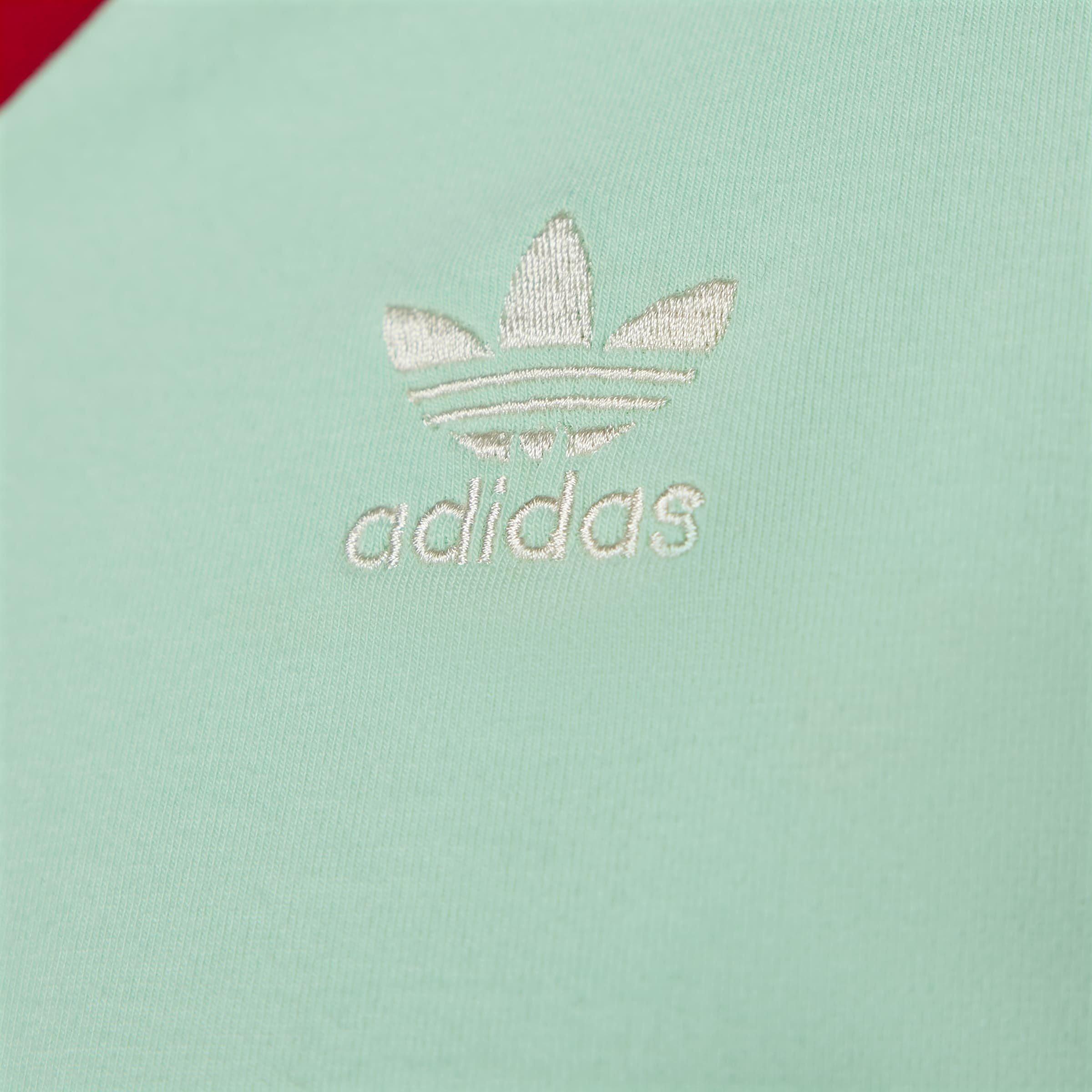 Easgrn - adidas Originals - Regular Fit V-Neck T-Shirt - 9