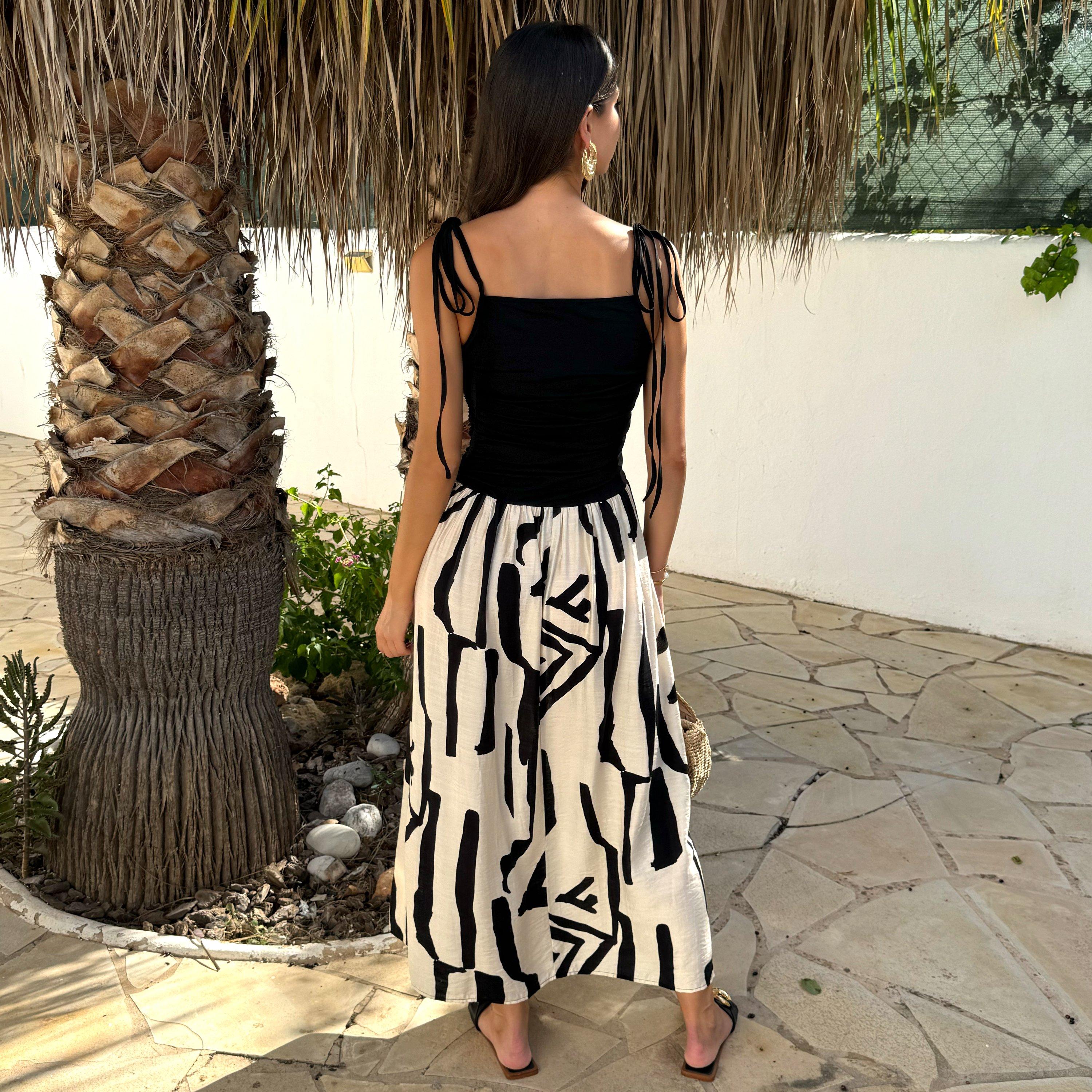 Blk/Wht - AX Paris - Drawstring Tie Straps Ruched Top Midi Dress - 3