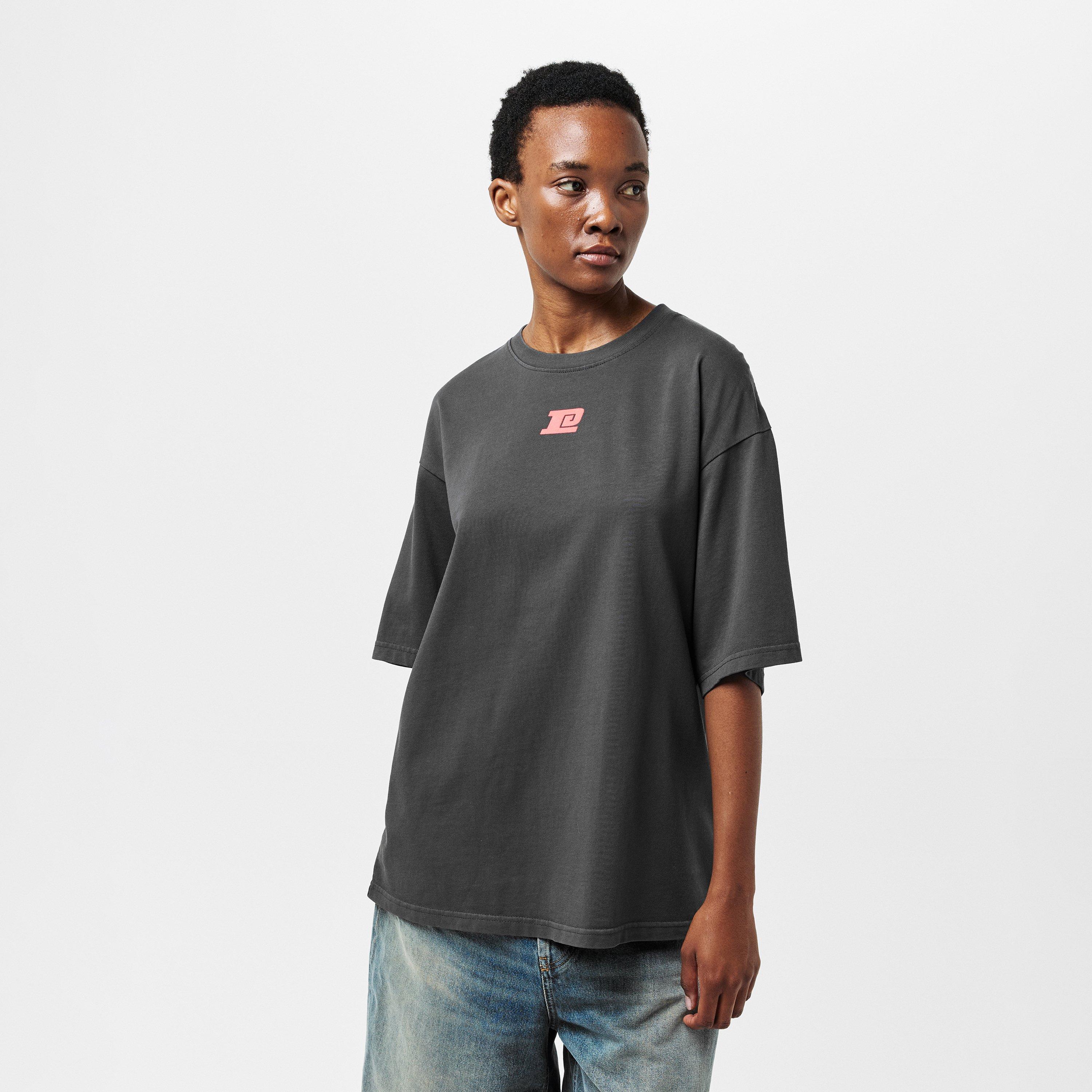 WASHED BLACK - PE Nation - Women's Playfield Regular Fit T-Shirt - 3