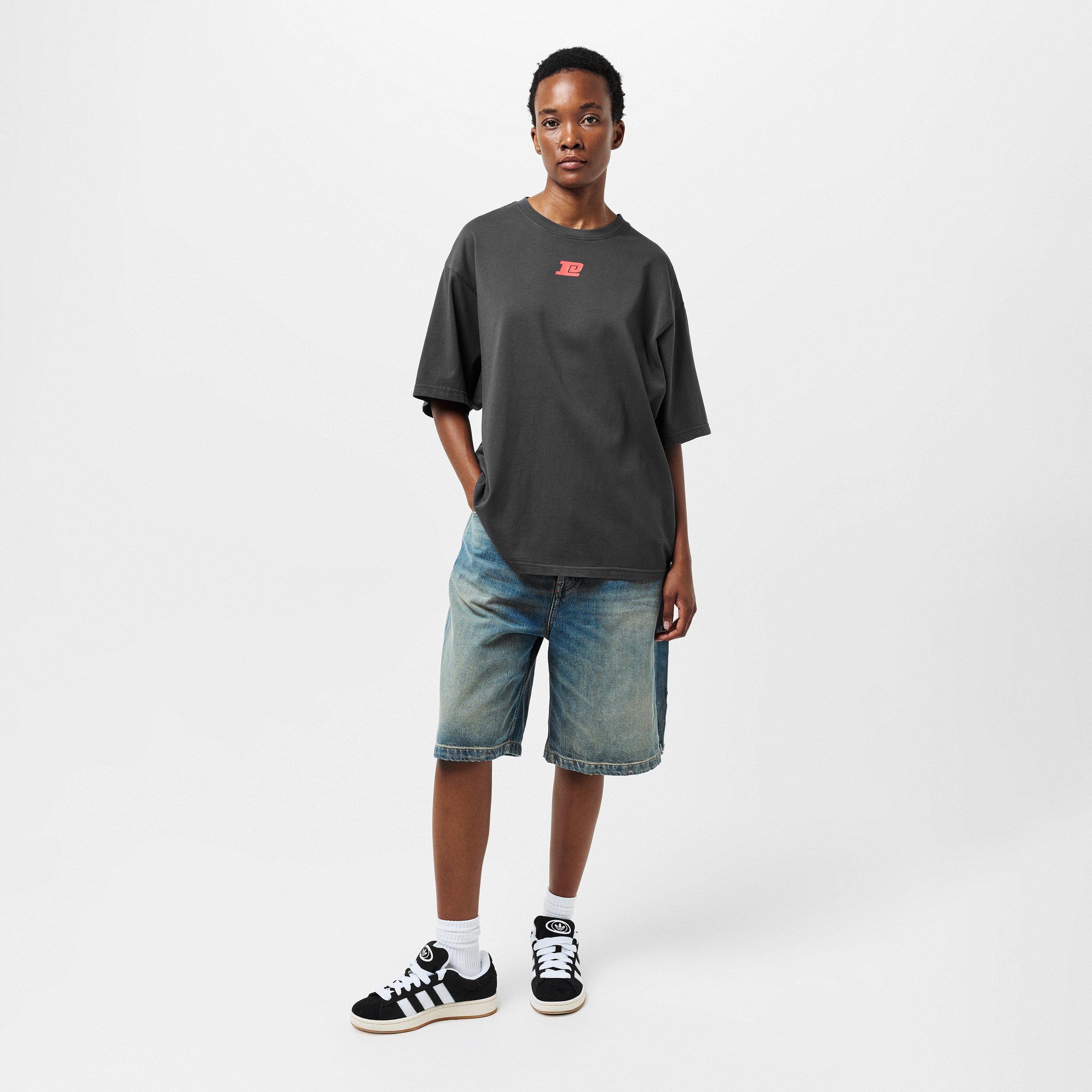 WASHED BLACK - PE Nation - Women's Playfield Regular Fit T-Shirt - 7