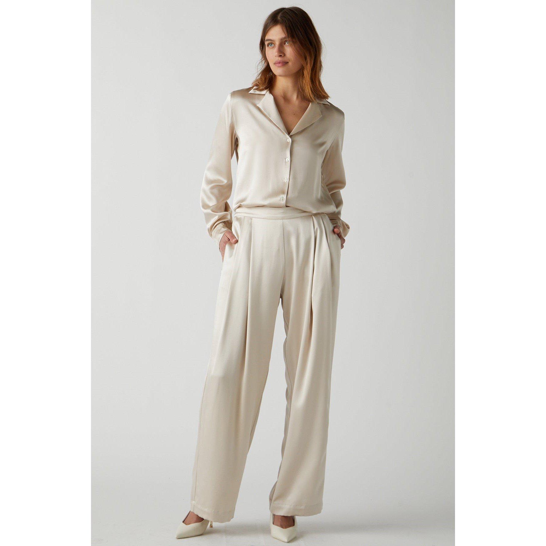 Oyster - Velvet by Graham and Spencer - Women's Regular Fit T-Shirt - 3