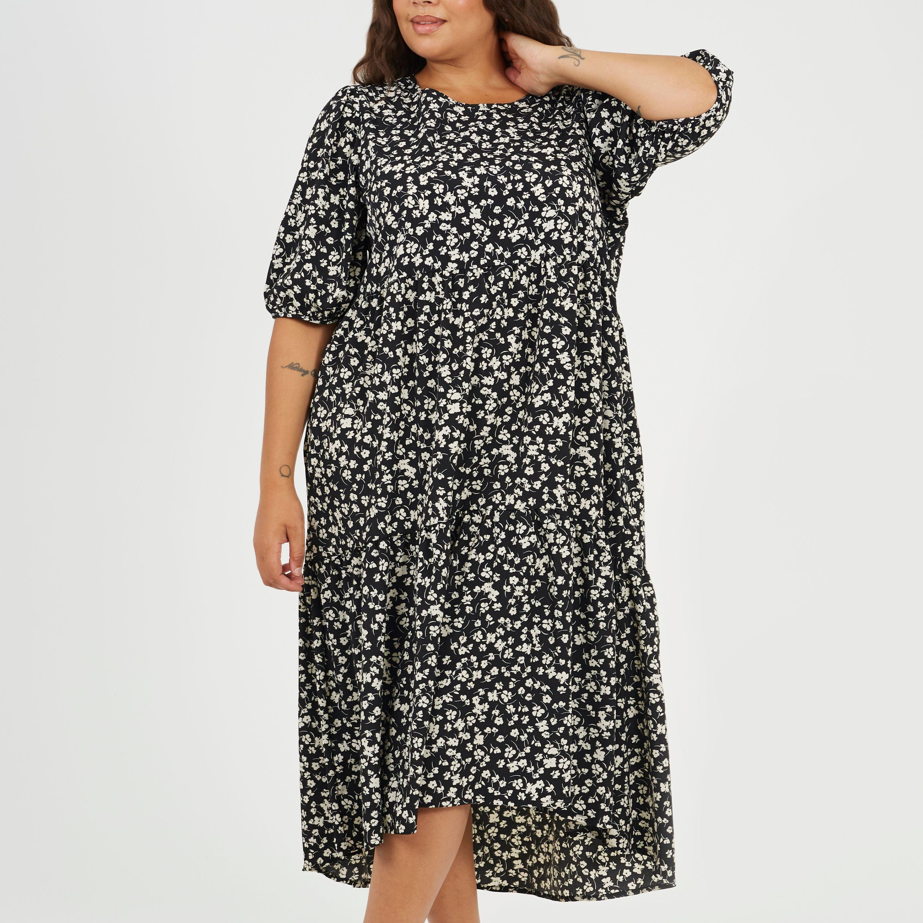 Zwarte Basis - Brave Soul - Plus Size Short Sleeved Floral Midi Dress with Tiered Hem - 1