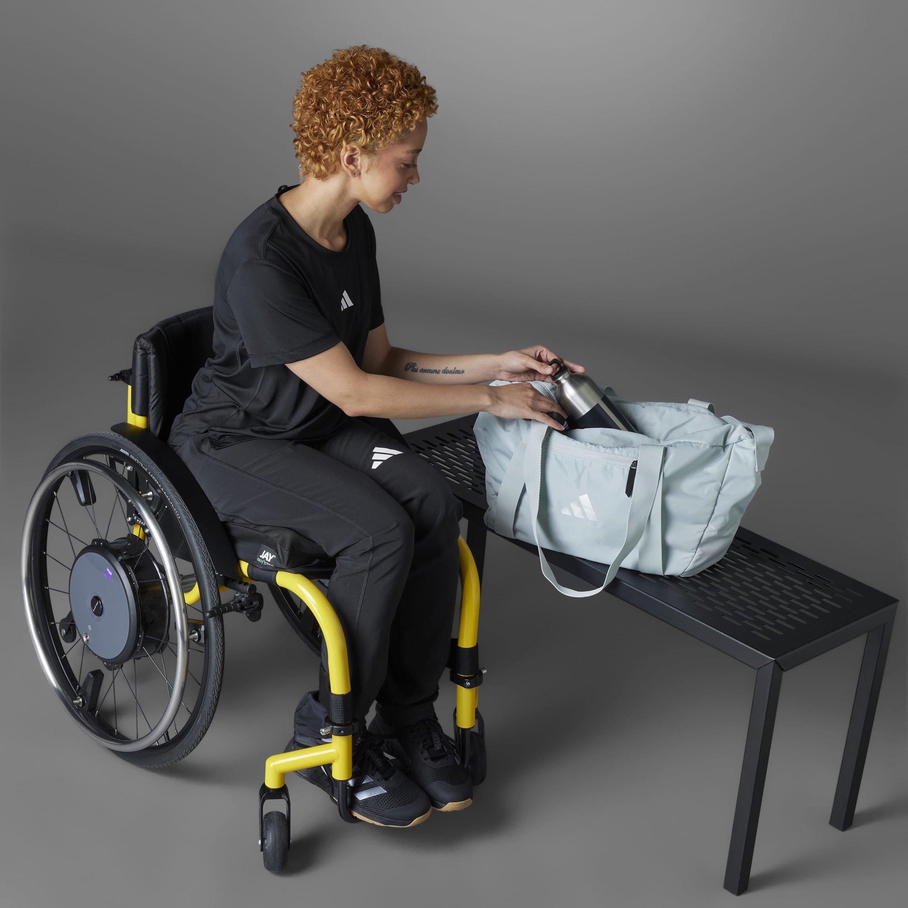 Black/White - adidas - Wtr Adapt T T-Shirt Womens - 11