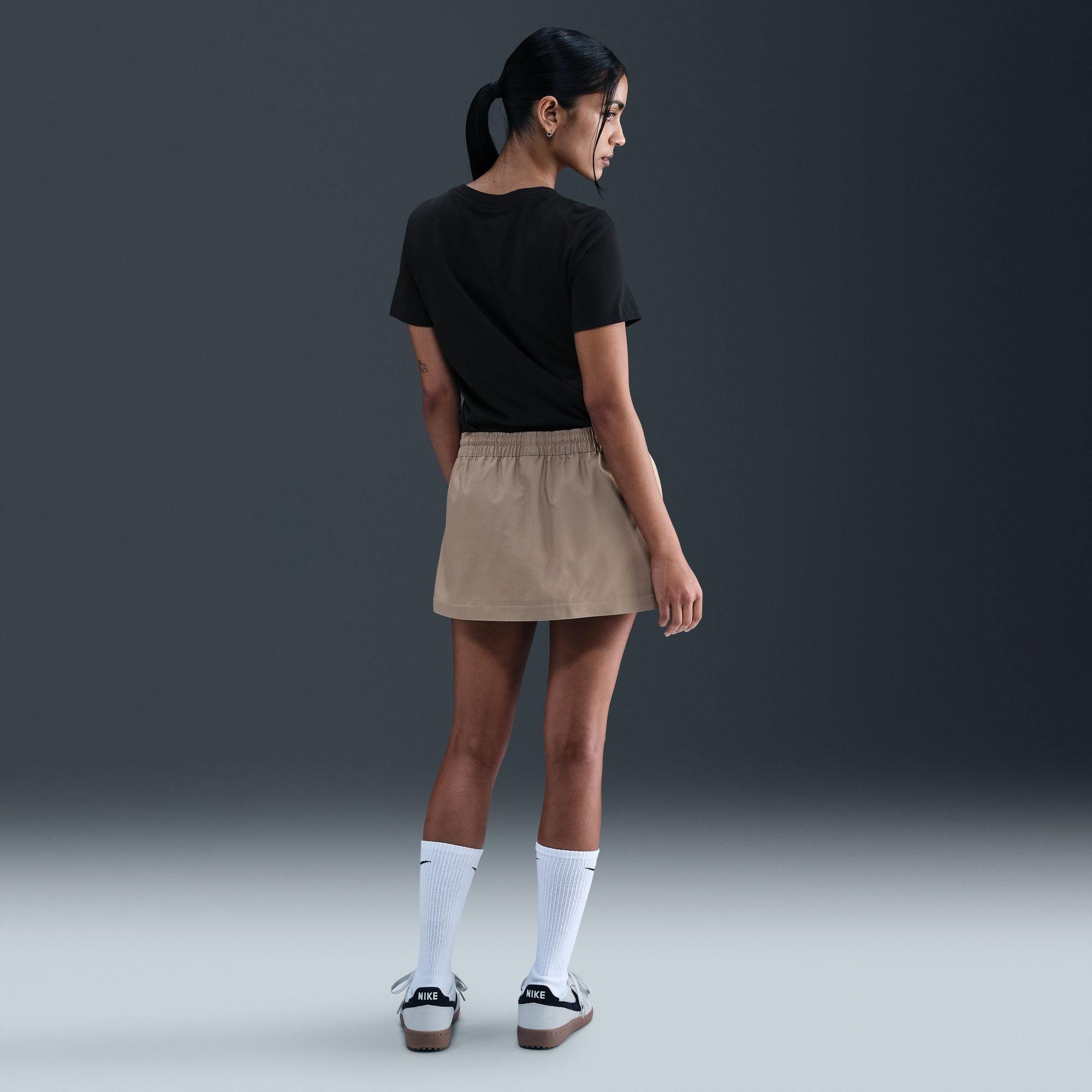 Black - Nike - Women's Club V T-Shirt - 6