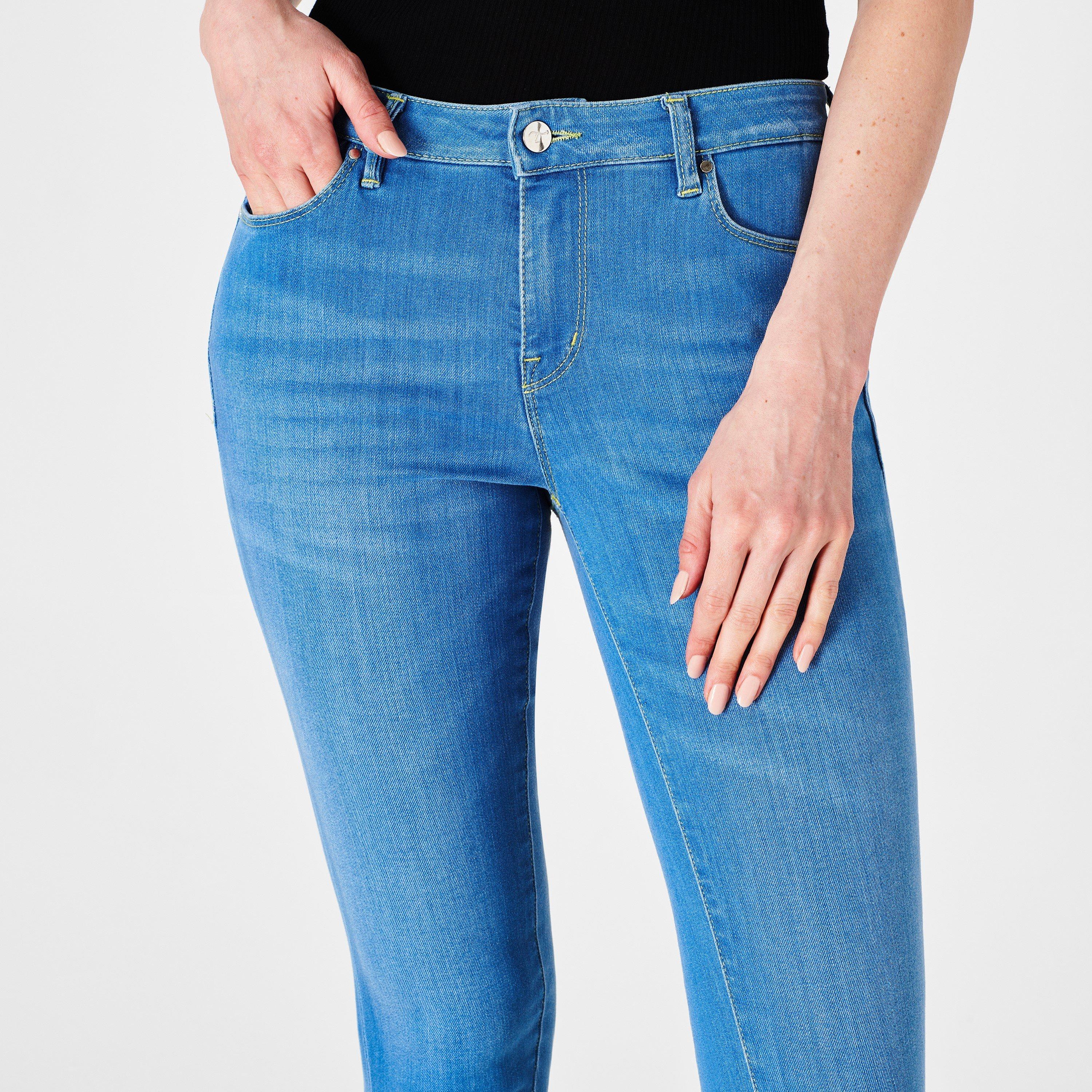 Happy Hour - Sartoria Tramarossa - Bianca Capri Jeans - 4