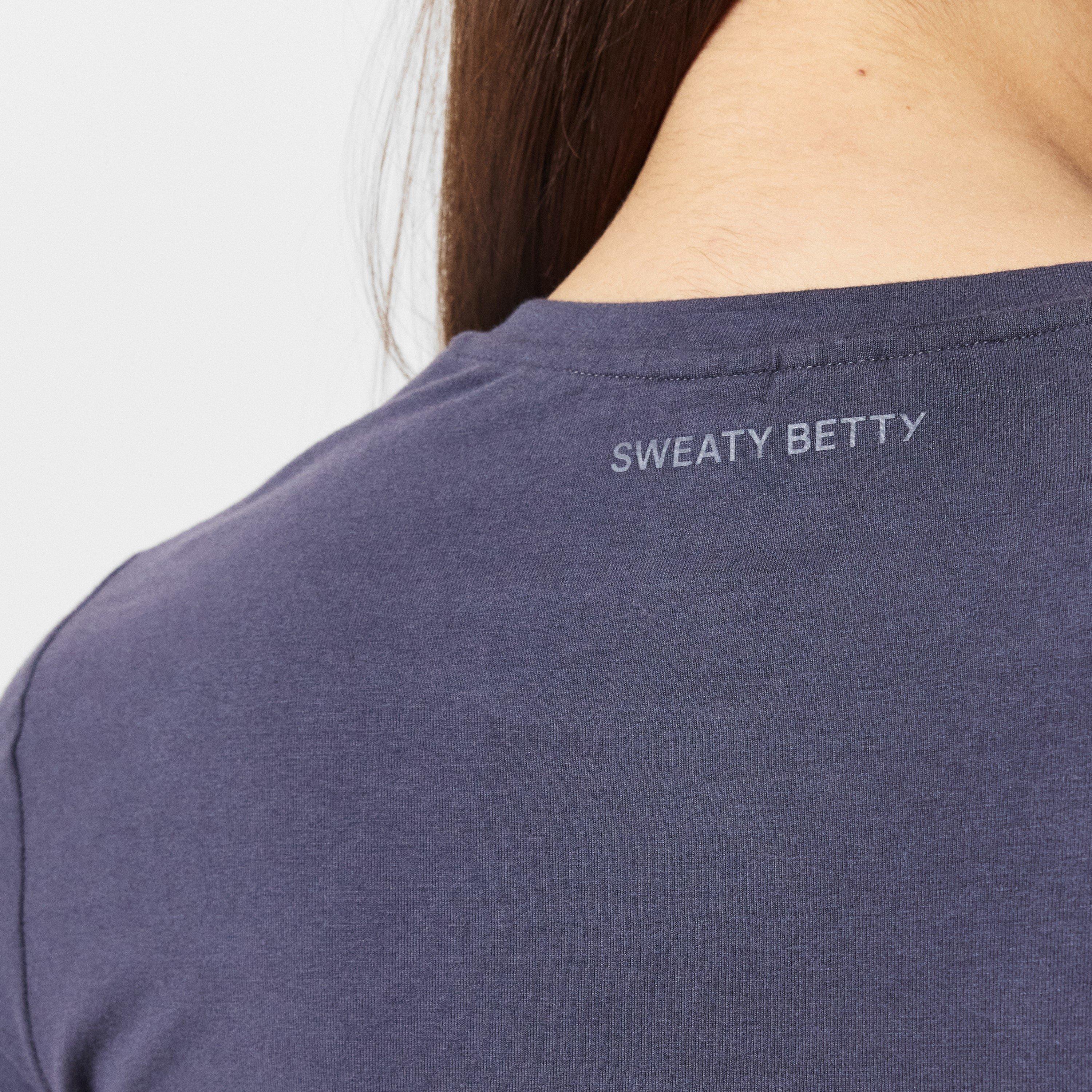 urban grey - Sweaty Betty - Women's Essentials Sculpture Long-Sleeve T-Shirt - 4