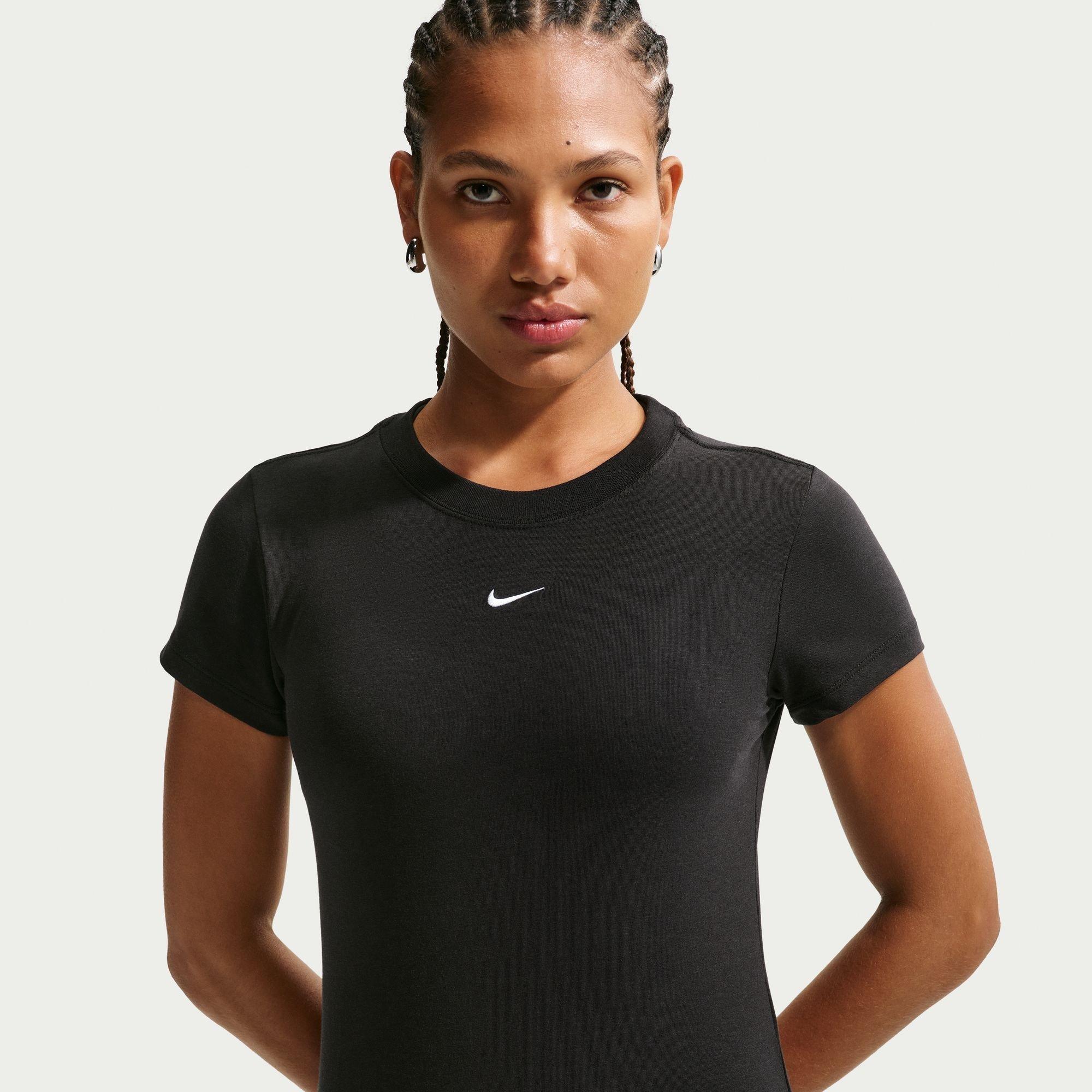 NOIR/BLANC - Nike - Sportswear Chill Knit Women's T-Shirt - 1