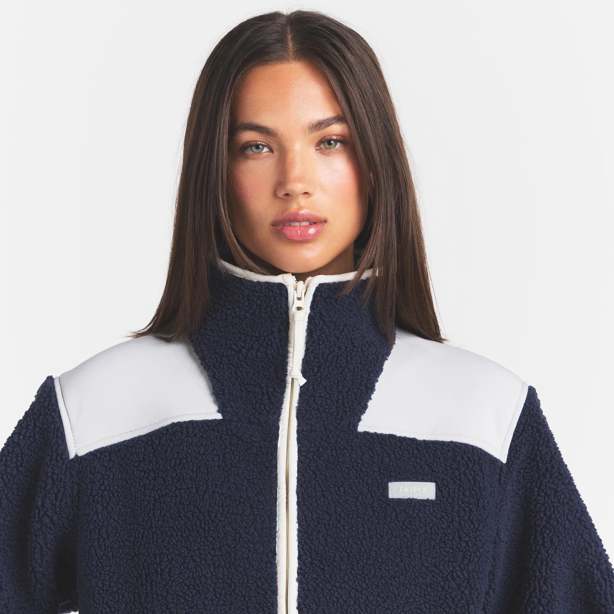 Navy - SKIMS - Women's Teddy Boxy Oversized-Fit Sherpa Jacket - 4