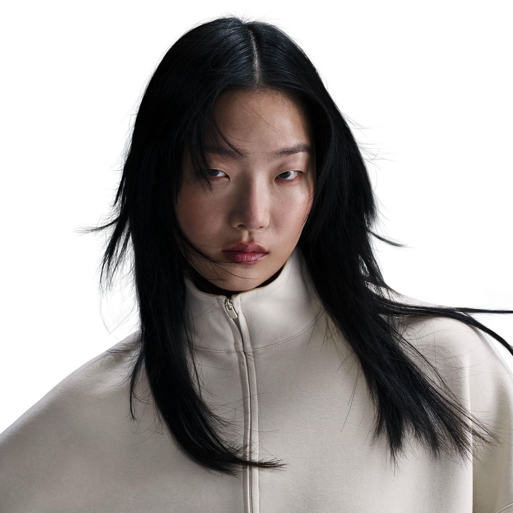 LT Orwd LT Iron - Nike - 24.7 Over Sized half Zip Sweater - 5