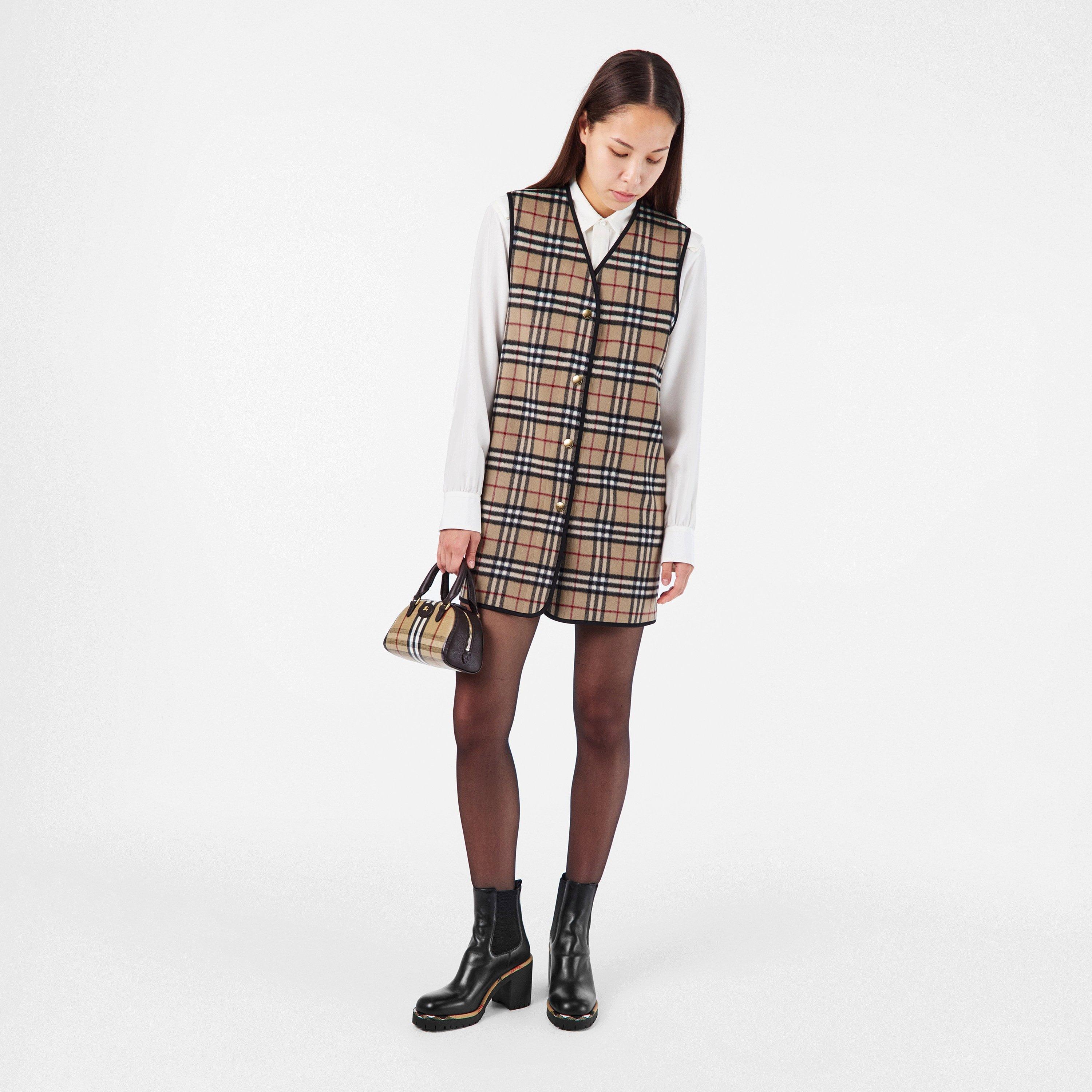 BEIGE IP CHK - Burberry - Women's Valence Diamond Quilted Jacket - 6