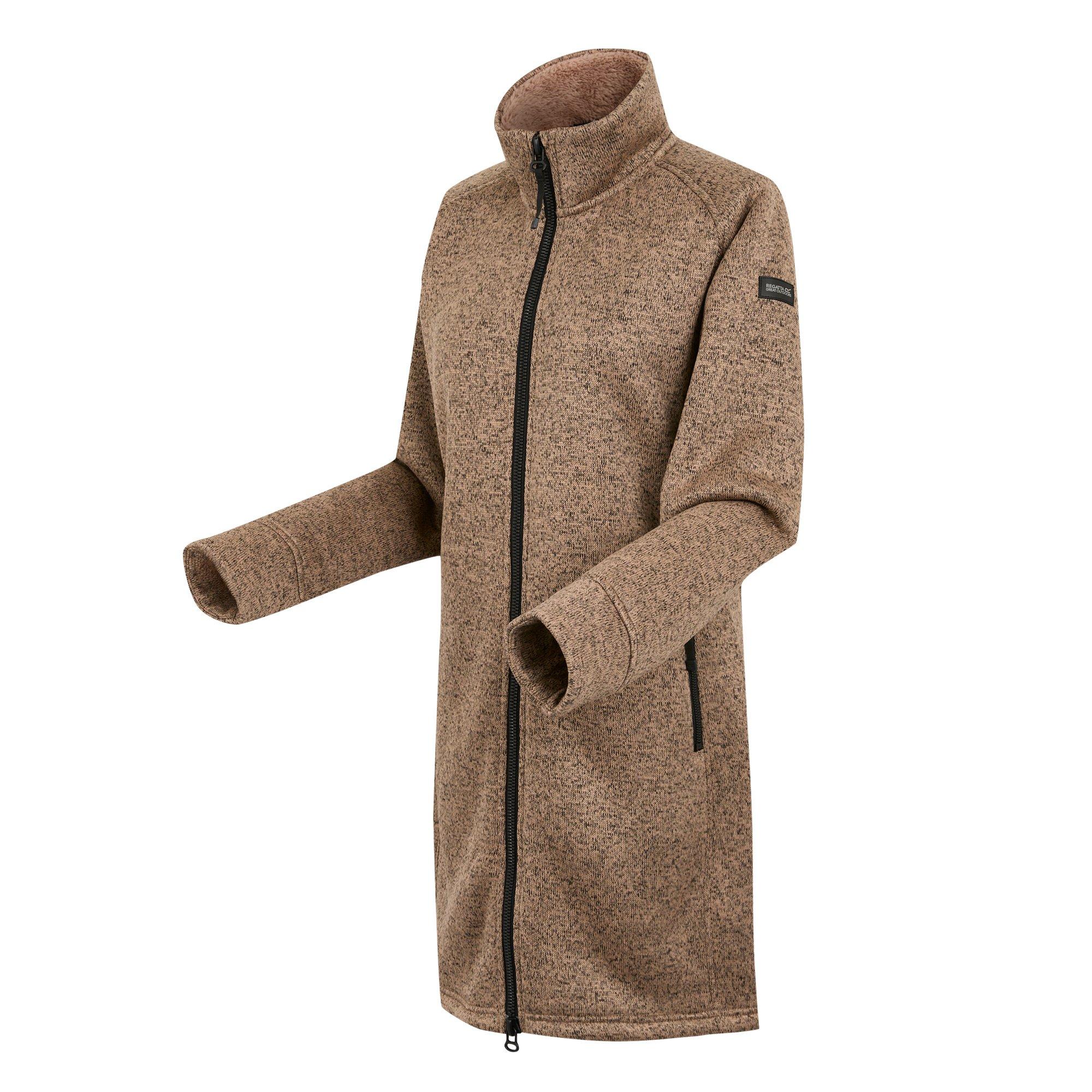 Warm Taupe - Regatta - EmilideLongL Ld99 - 3