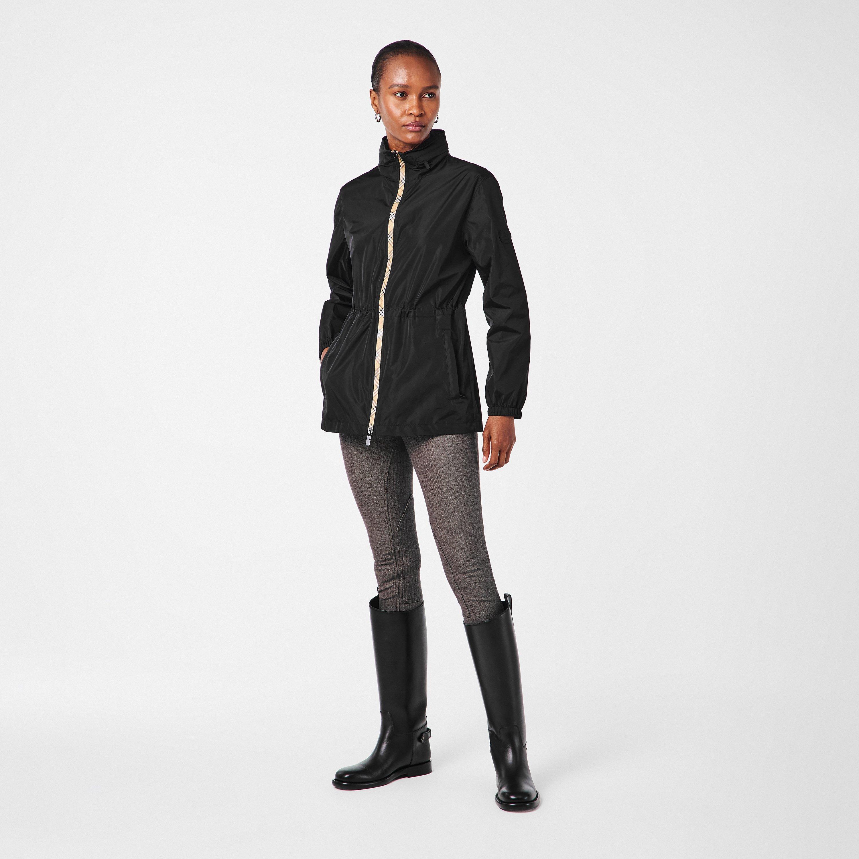 Burberry Women's Burb Blackpool Rain Anoraks | Cruise Fashion