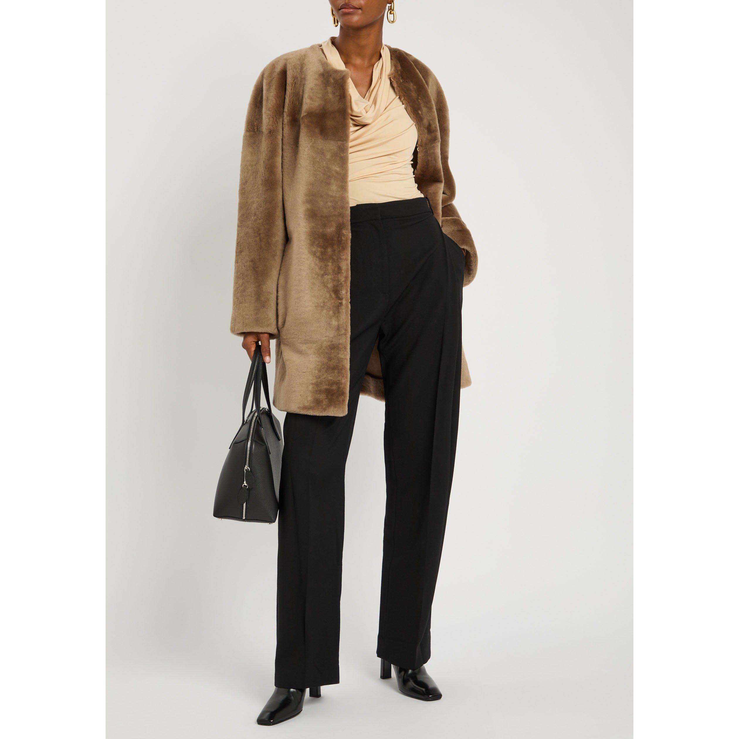 TAUPE - Tove - C ROISIN SHEARLING COAT - 5