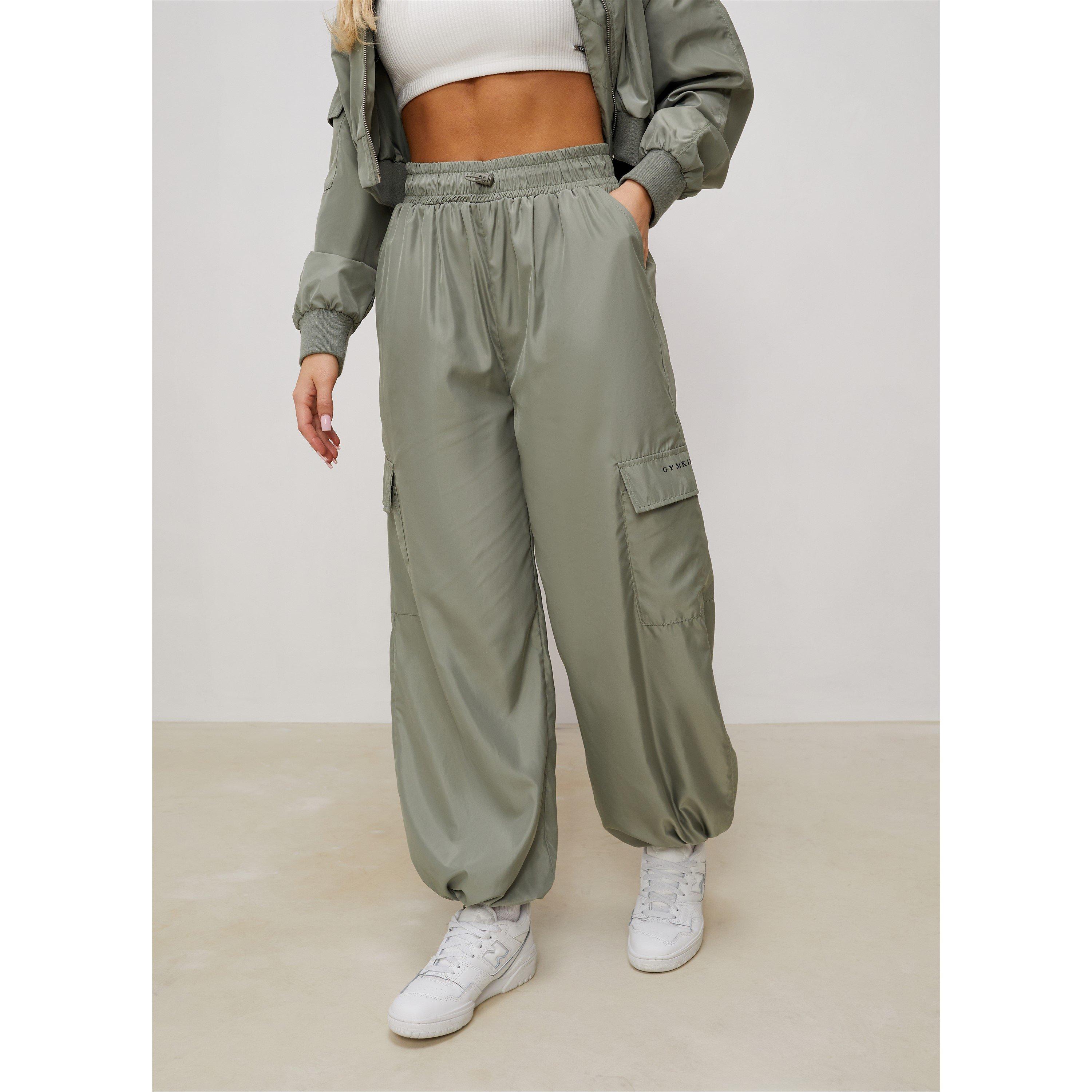Dunkles Salbei - Gym King - Womens Satin Cargo Open Hem Fleece Jogger - 2