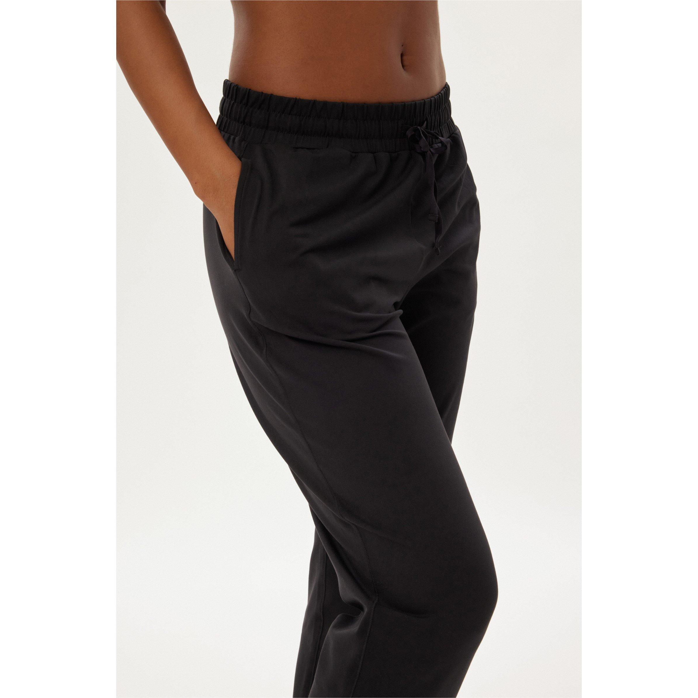 Schwarz - Girlfriend Collective - Women's Reset Open Hem Fleece Joggers - 5