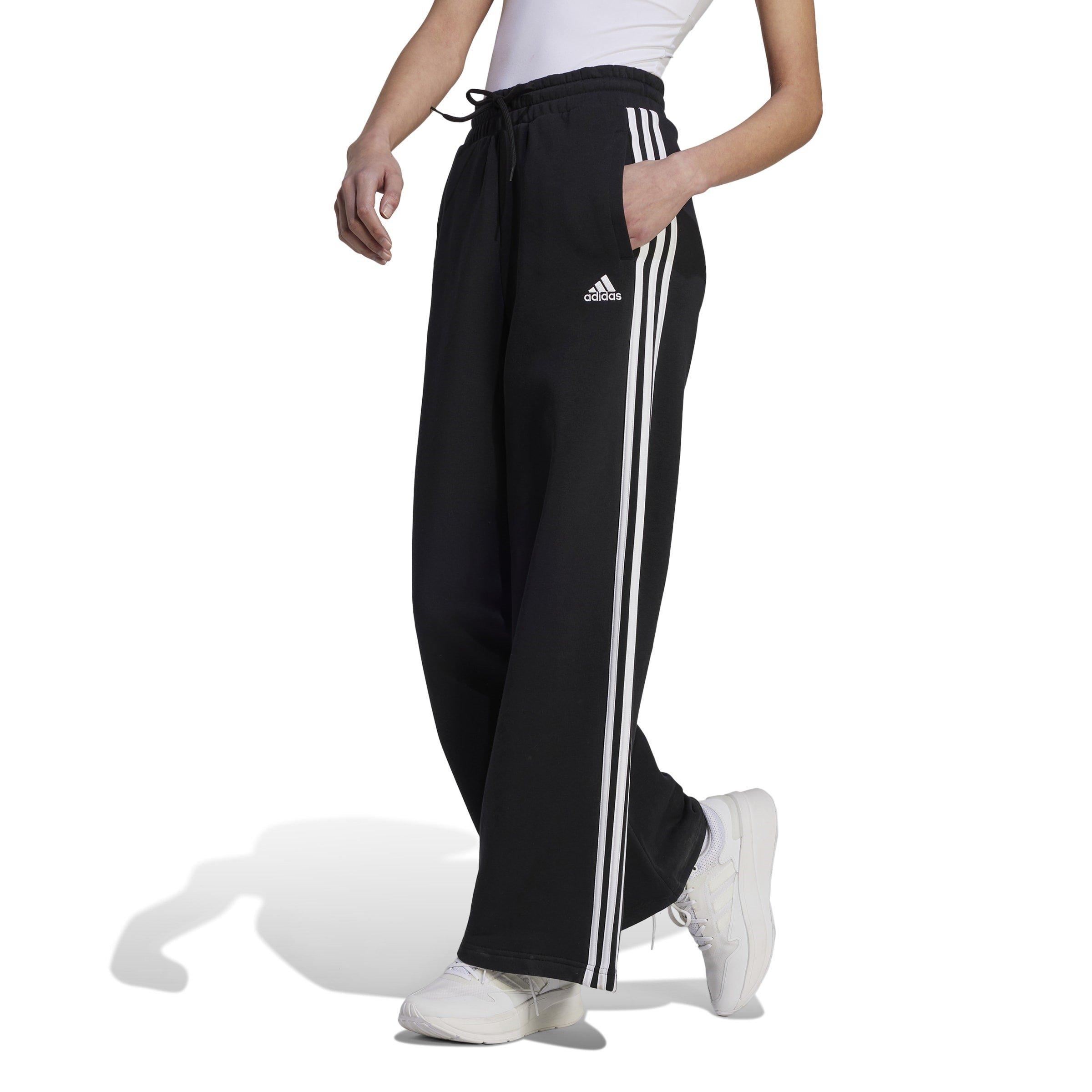 adidas Essentials 3 Stripes French Terry Wide Joggers Womens Offene Fleece Jogginghose mit Saum Sports Direct