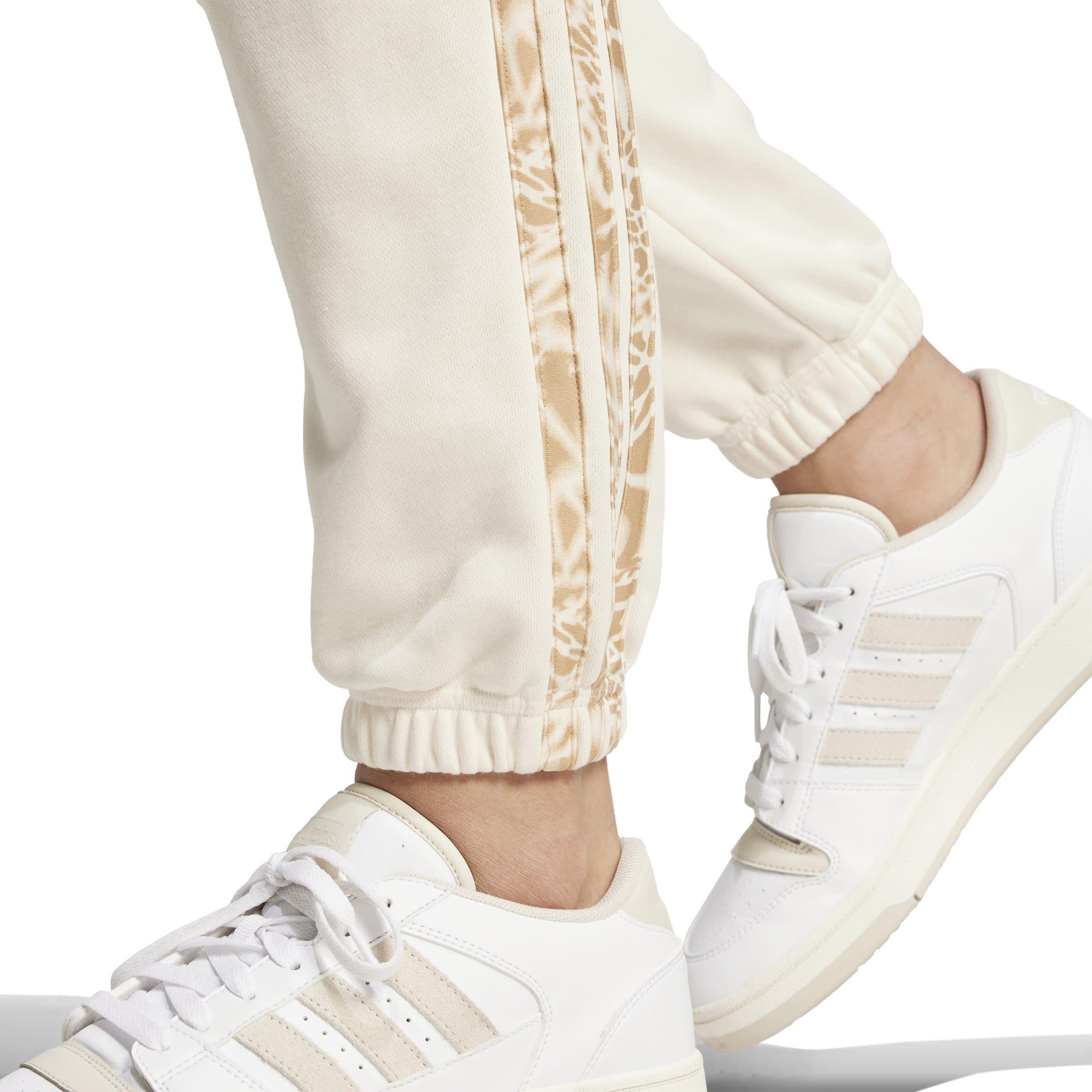 Wonwhi/Wonwhi - adidas - Essentials Seasonal Animal Joggers Womens - 5