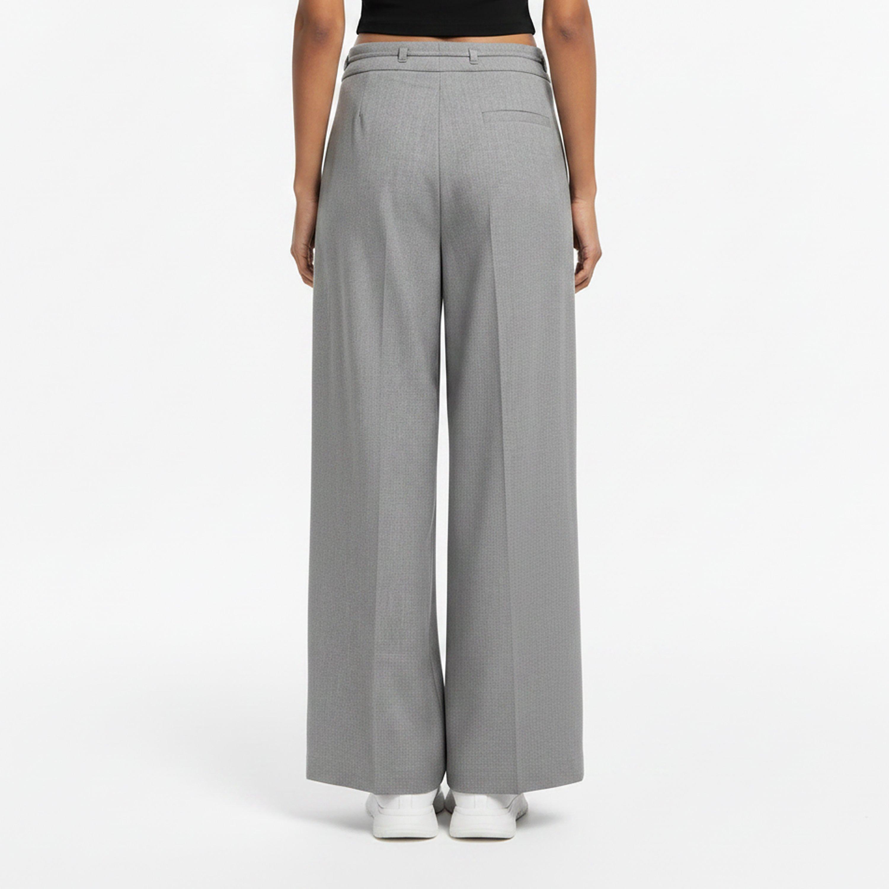 Grey 063 - Hugo - Haminde 10272041 01 - 4