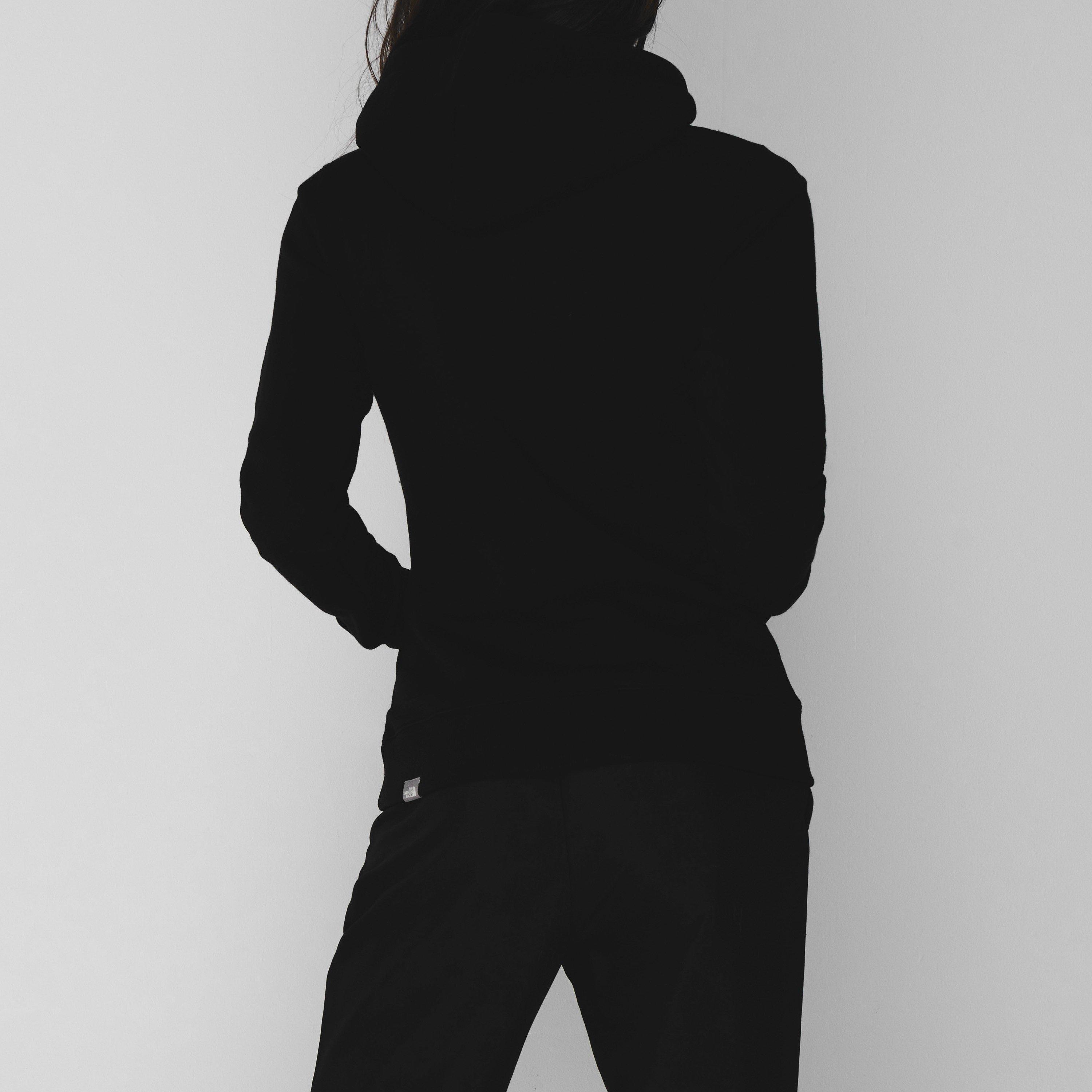 KY4 Black - The North Face - Drew Peak Hoodie Womens - 3