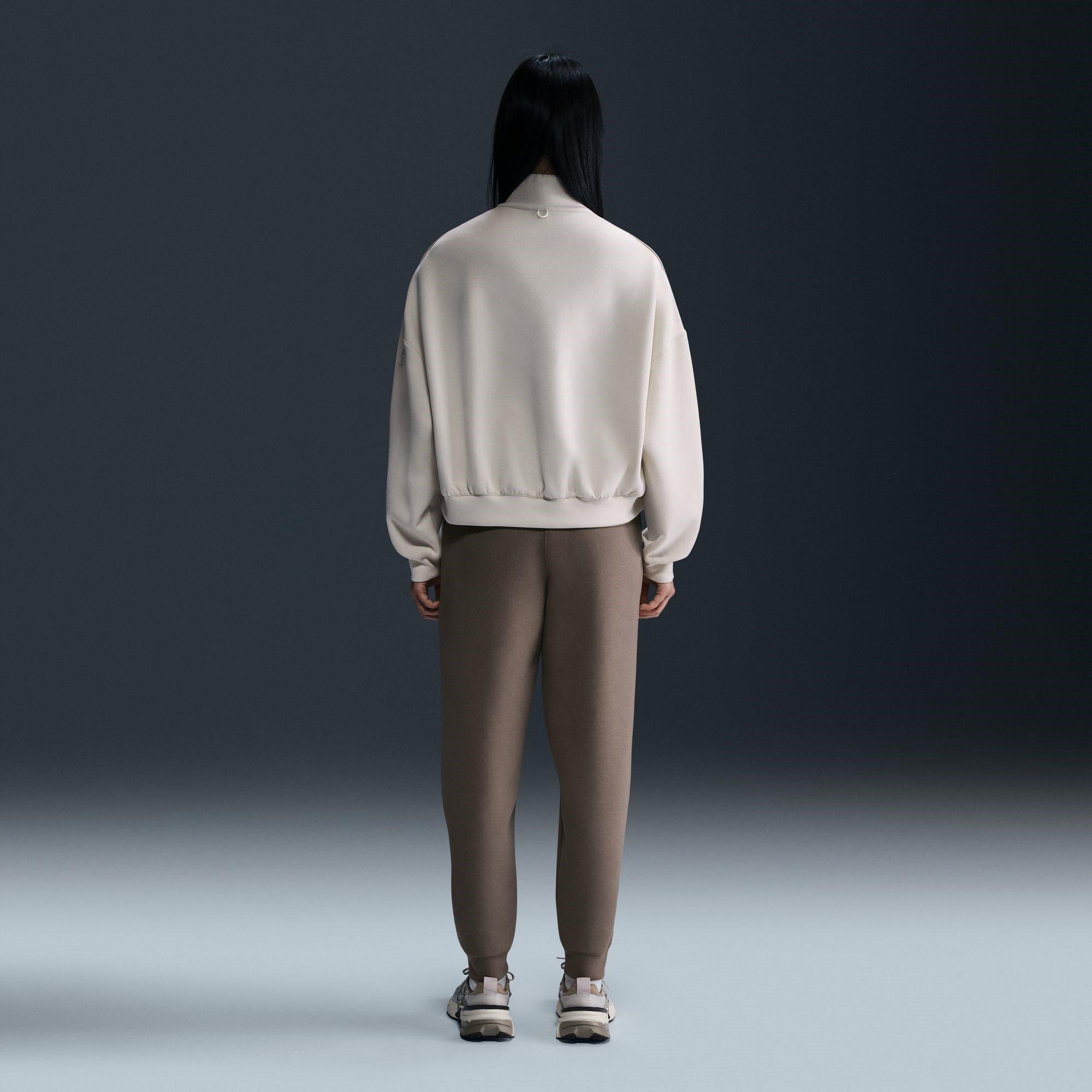 Lt Orewood Brn - Nike - Soft Knit Top - 8